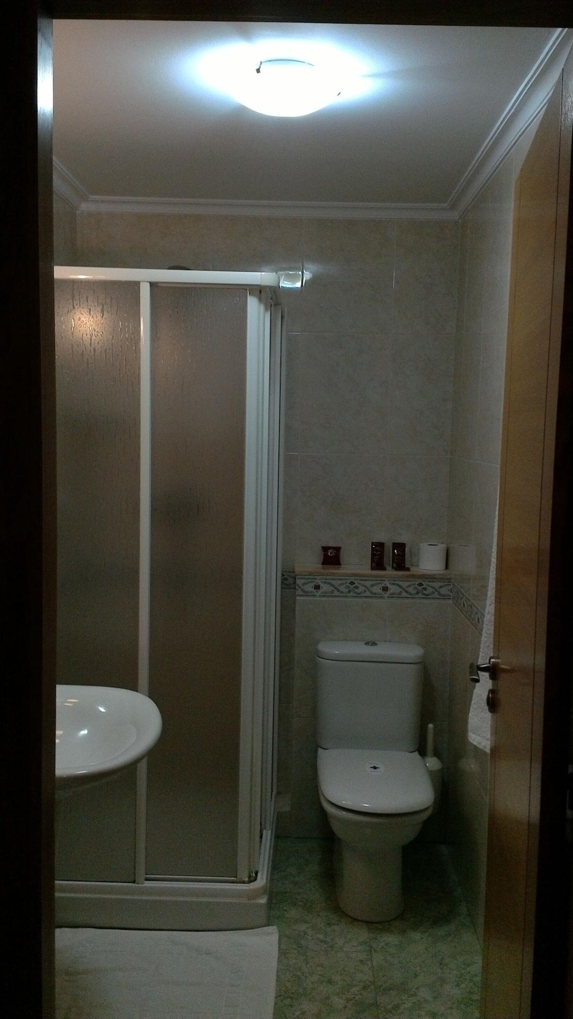 Equipamiento de Habitación Hostal Ponte Dos Santos
