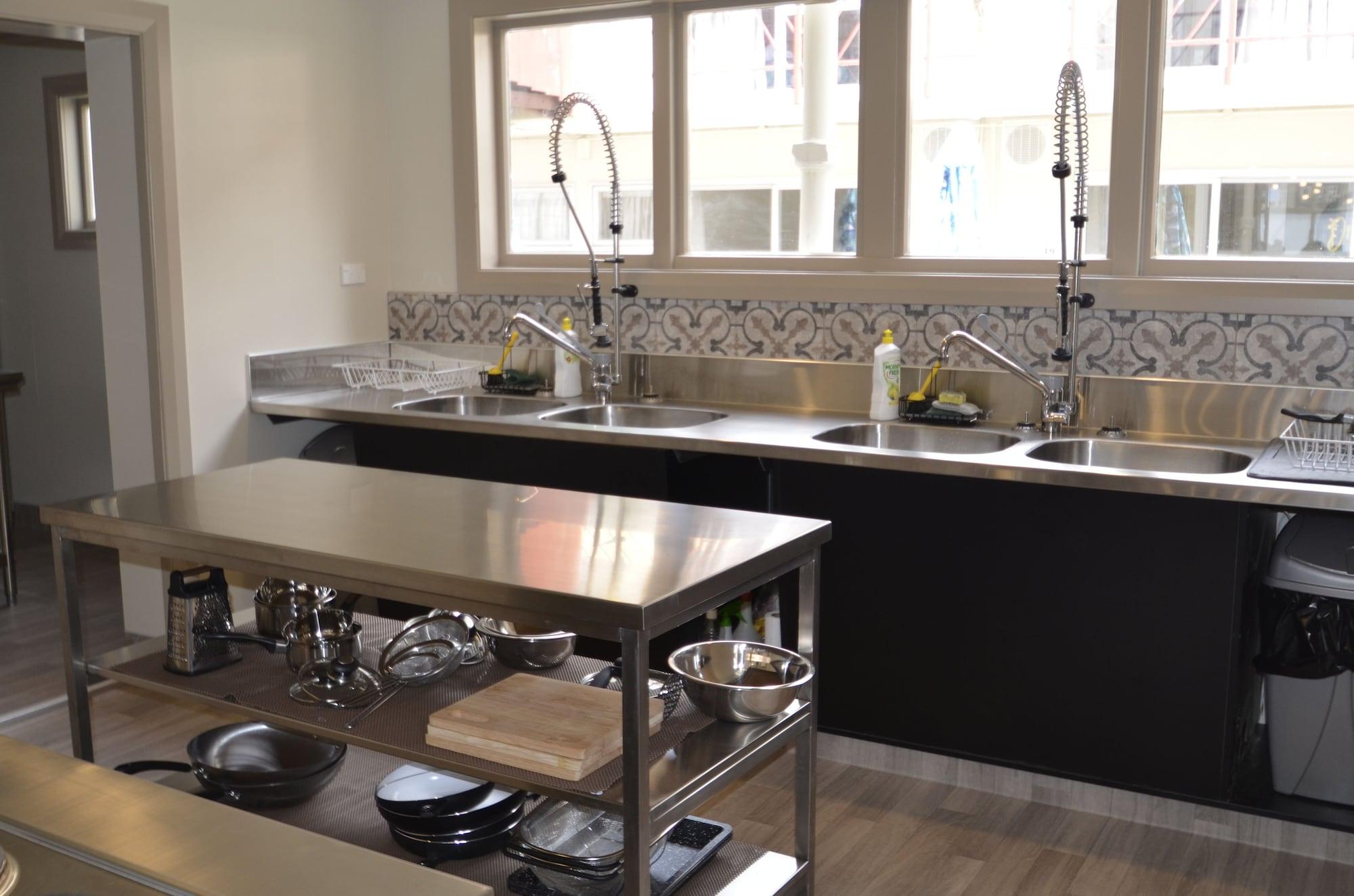 Restaurant Bridge Backpackers