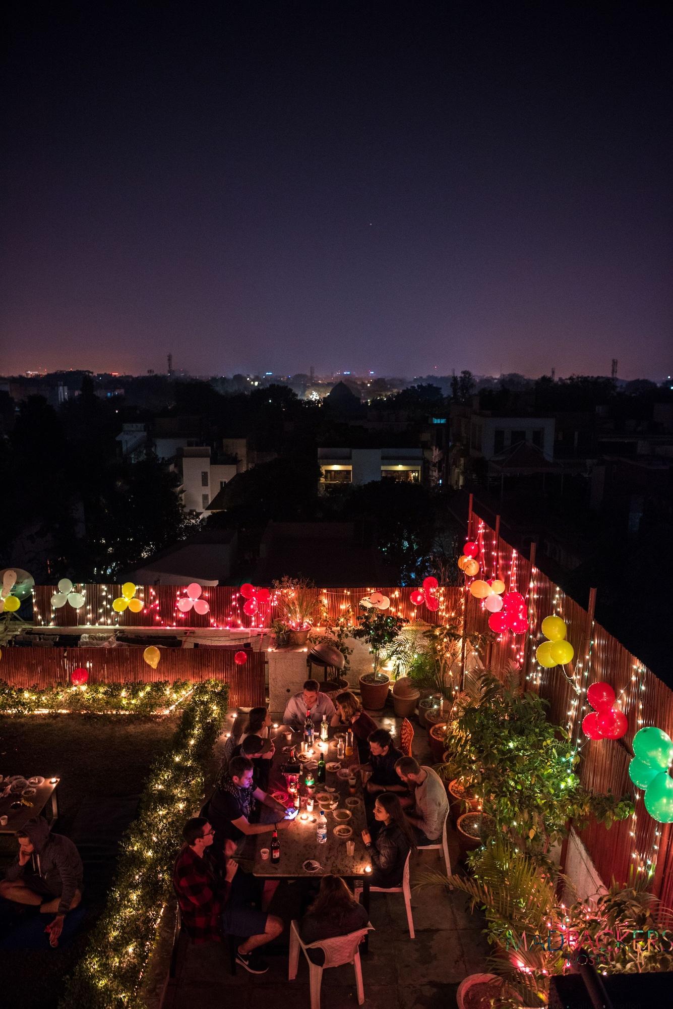 Vista Exterior Madpackers Delhi - Hostel