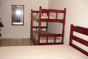 Alquiler Vacacional - Beautiful Apartment in front of Toninhas Beach in Condominium with Pool