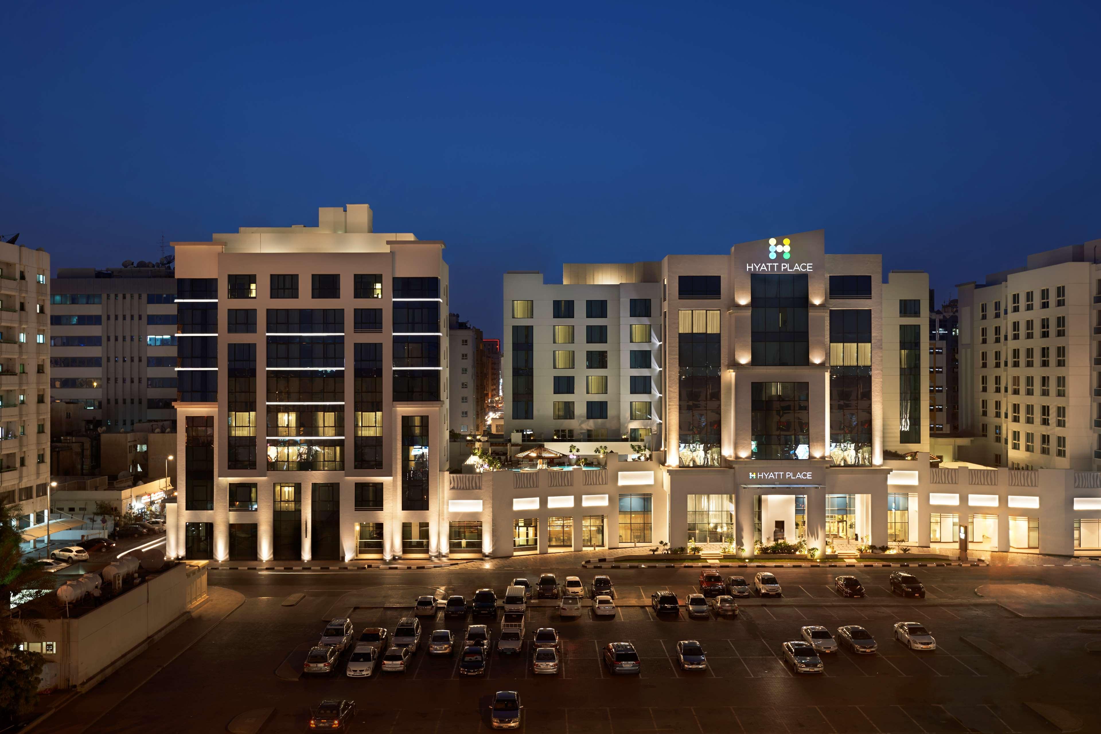 Vista Exterior Hyatt Place Dubai Al Rigga Residences