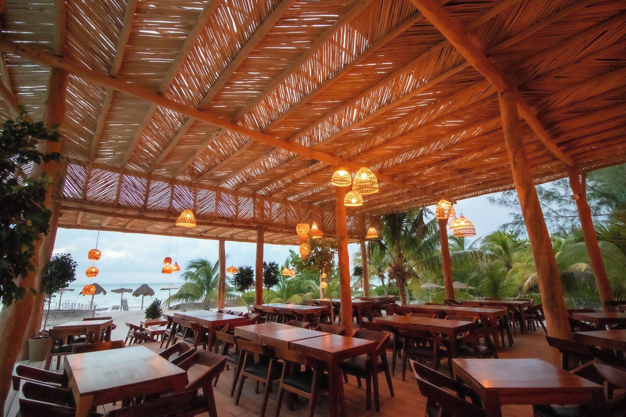 Restaurant My Blue Hotel