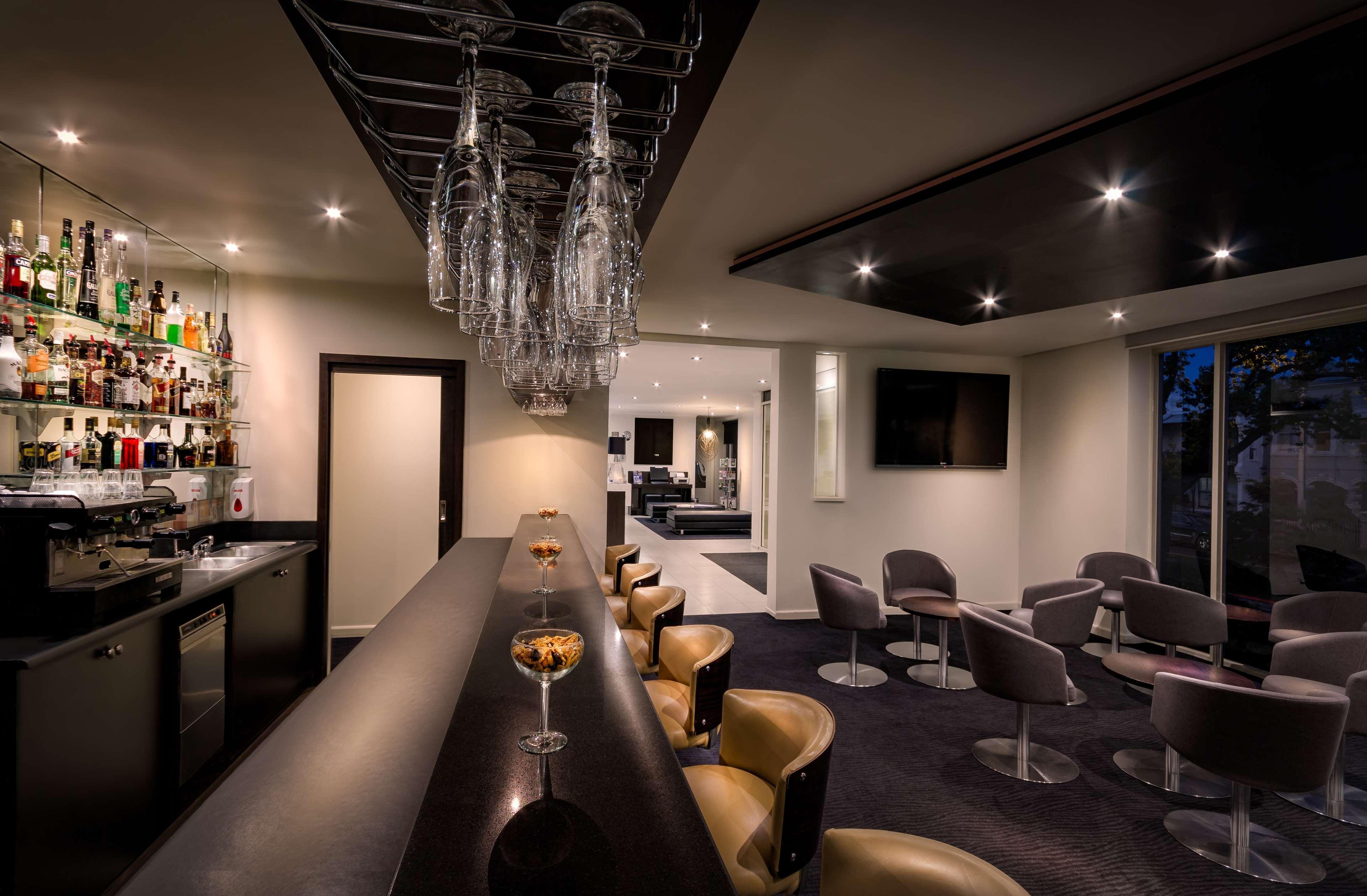 Restaurant Best Western Plus Travel Inn Hotel