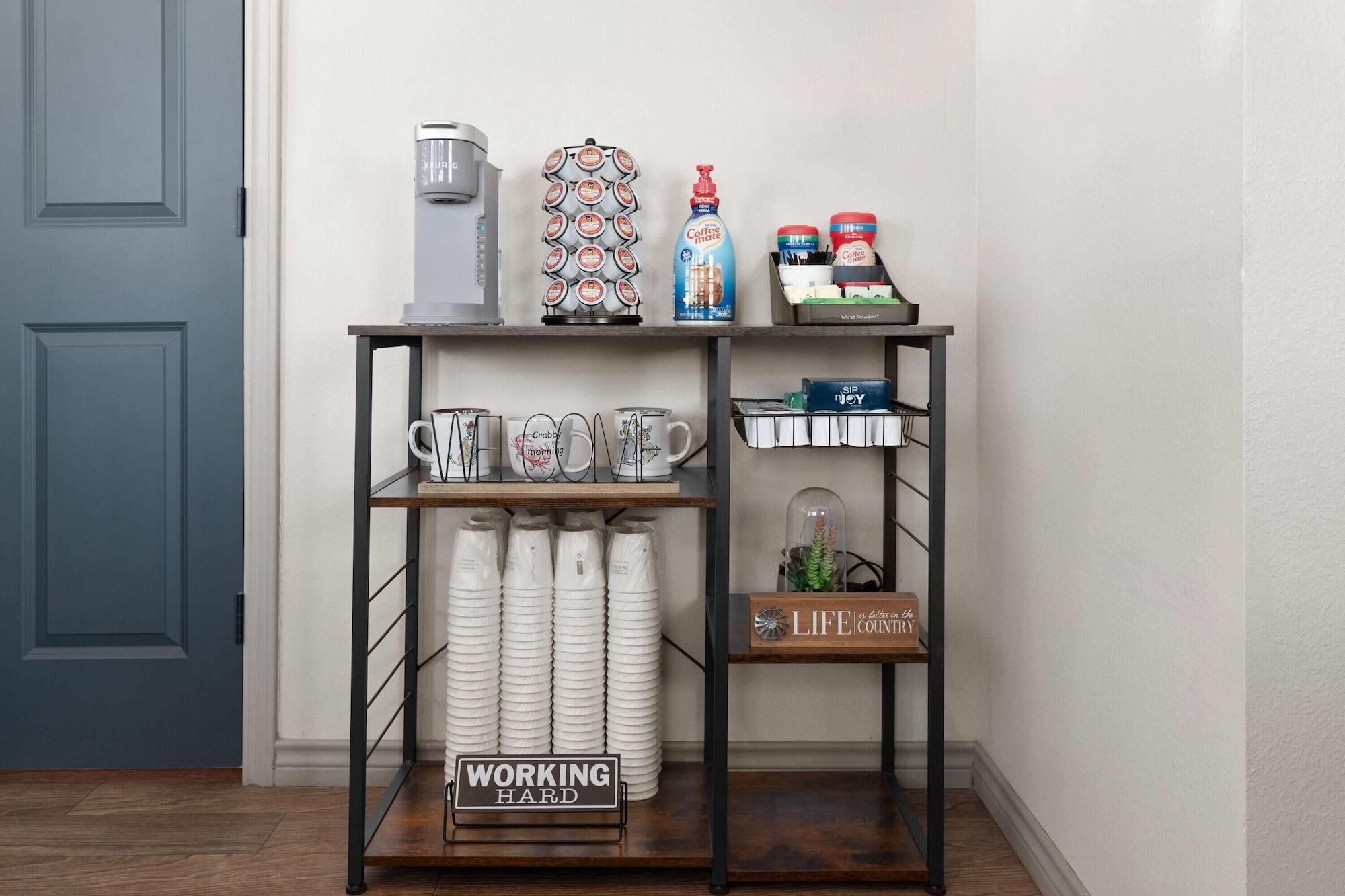 Varios Eagle's Den Suites Andrews a Travelodge by Wyndham