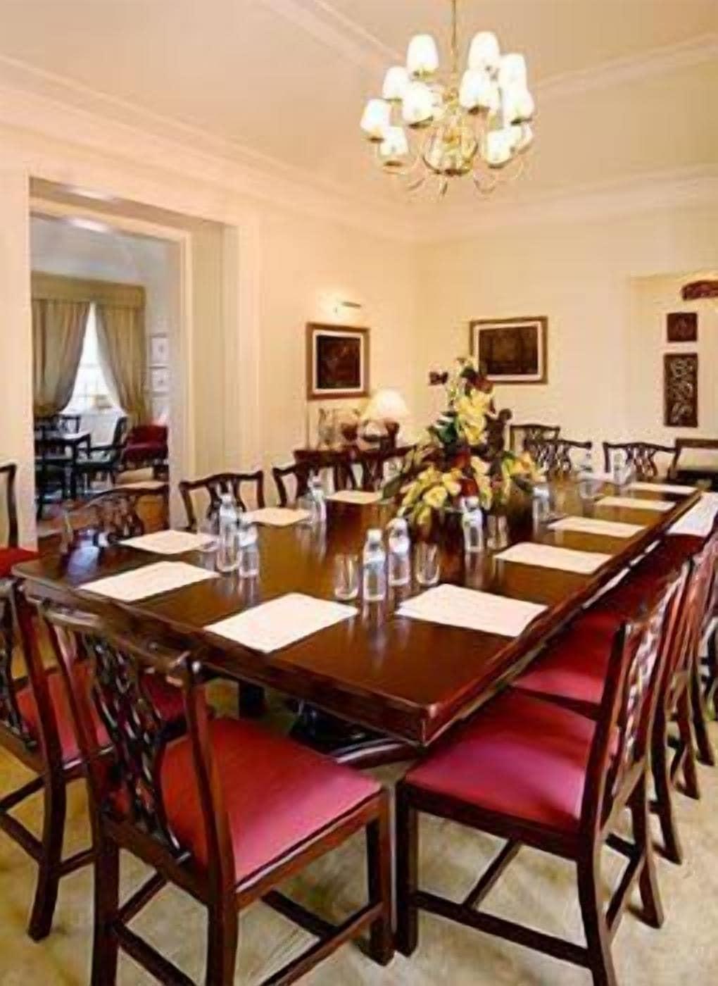 Sala de Reuniones Quinta de Nossa Senhora das Mercês