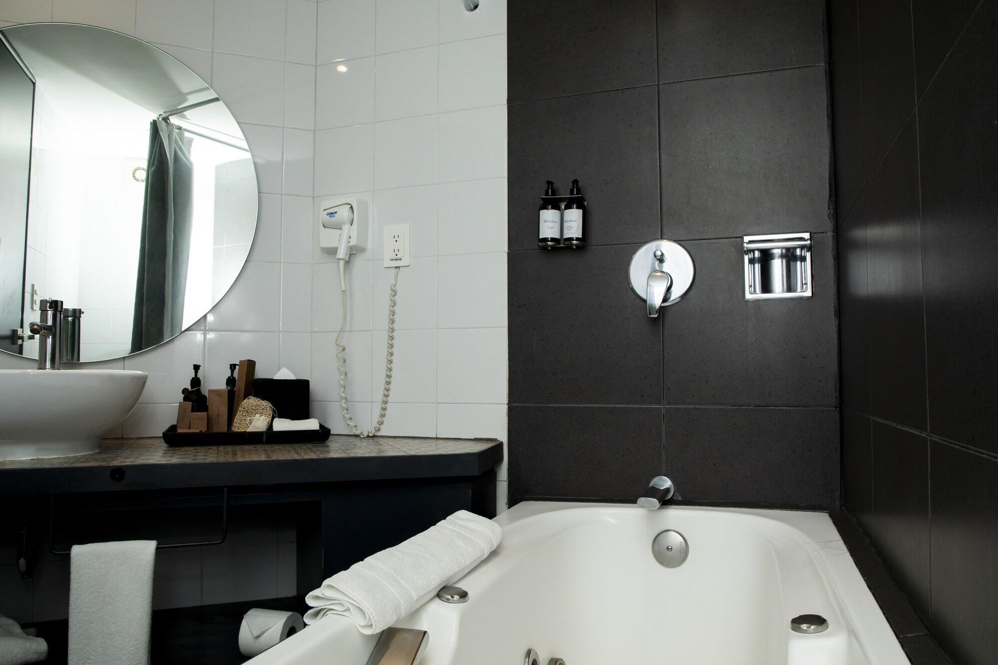 Hotel Hotel B Urban Xaman