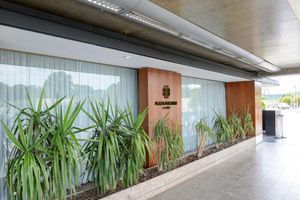 Actividad - Plaza Premium Lounge en la T2, zona pública - Entrada