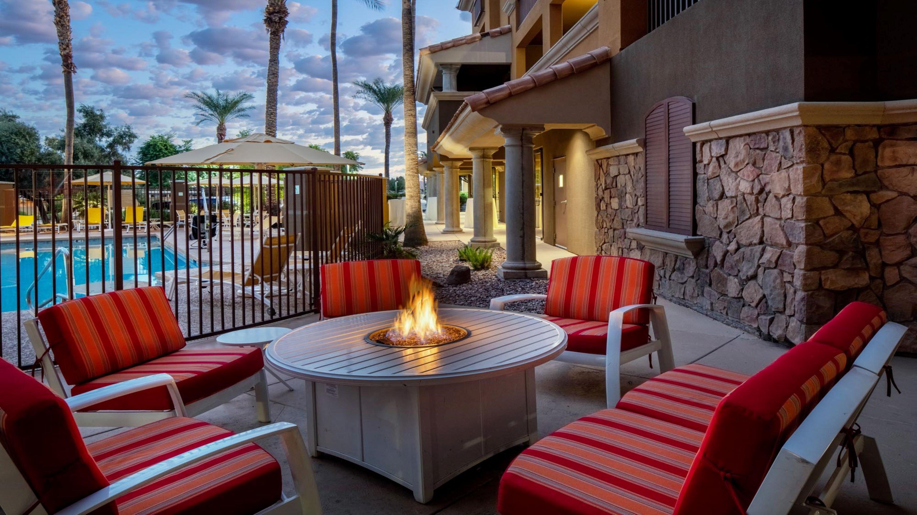 Vista Exterior Holiday Inn Phoenix - Chandler by IHG