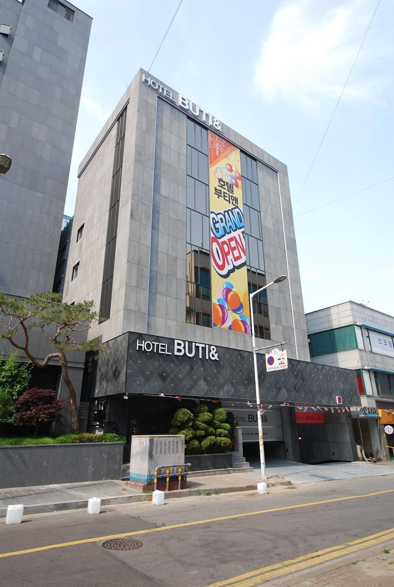 Varios Hotel BUTI &