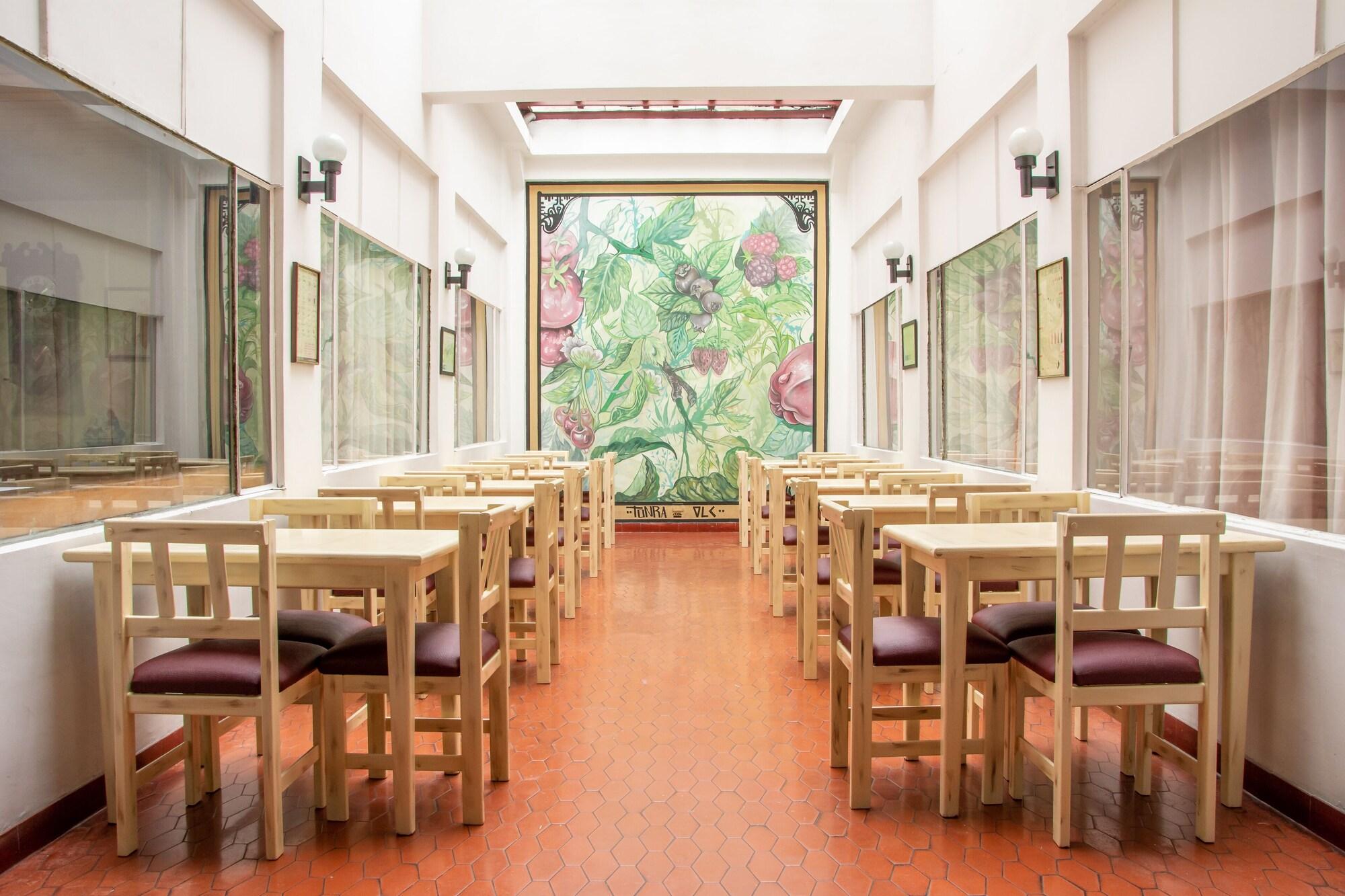 Restaurant Ayenda Ana Carolina