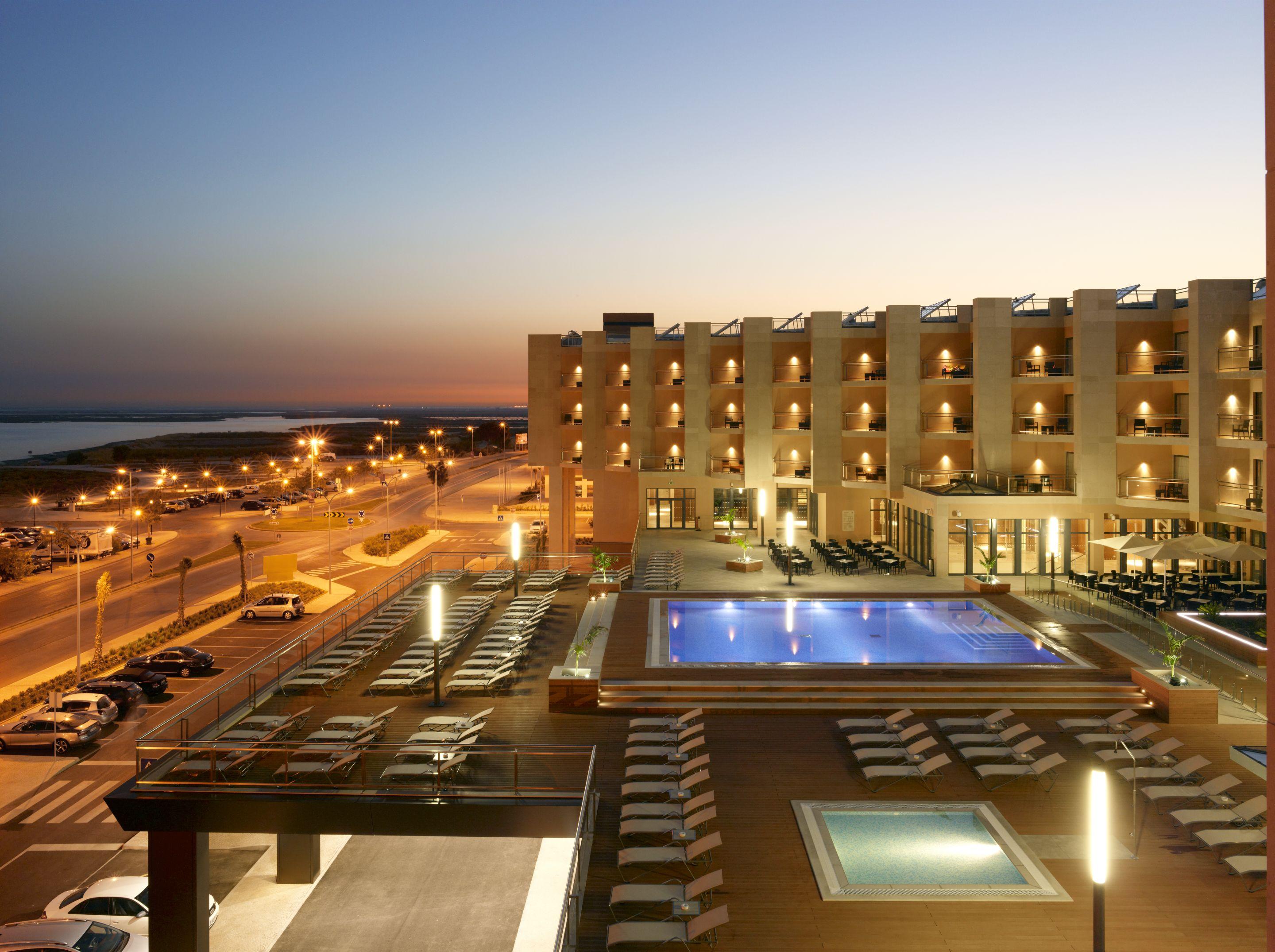 Vista Exterior Real Marina Hotel & Spa
