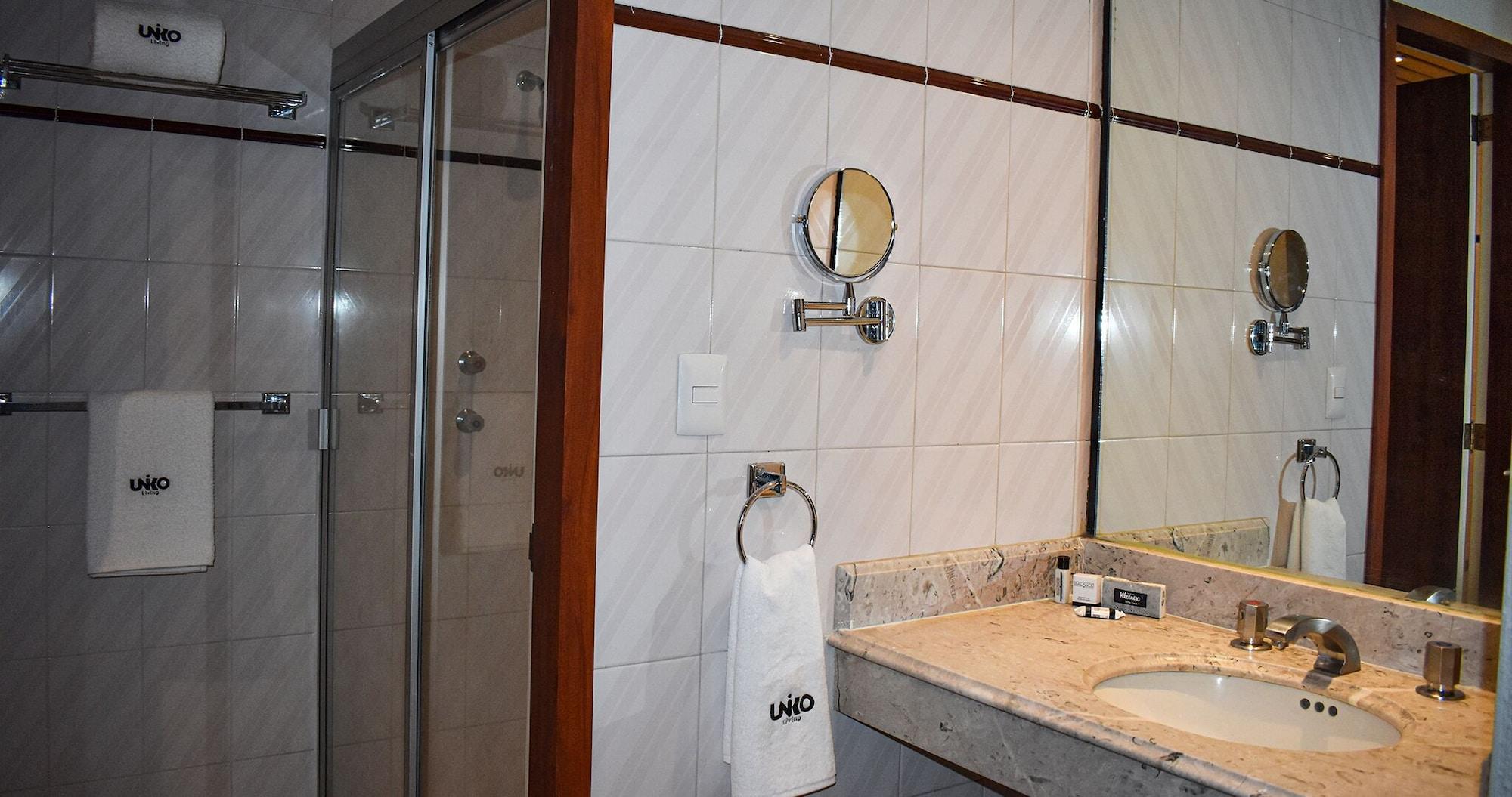 Equipamiento de Habitación Uniko Living Roma