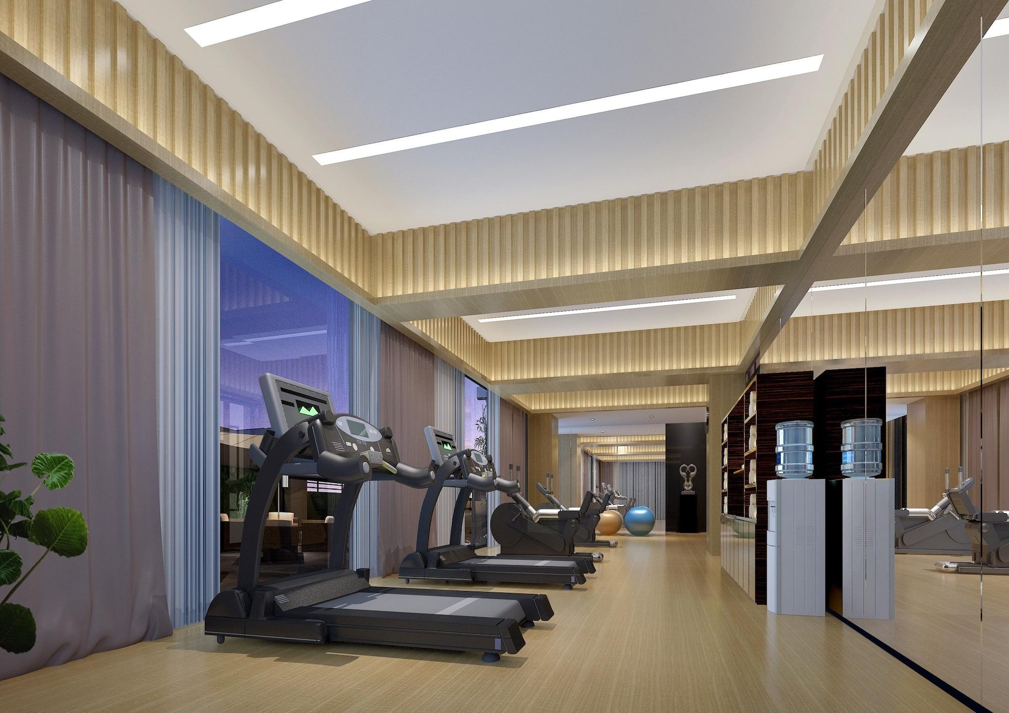 Gimnasio Holiday Villa Hotel & Residence