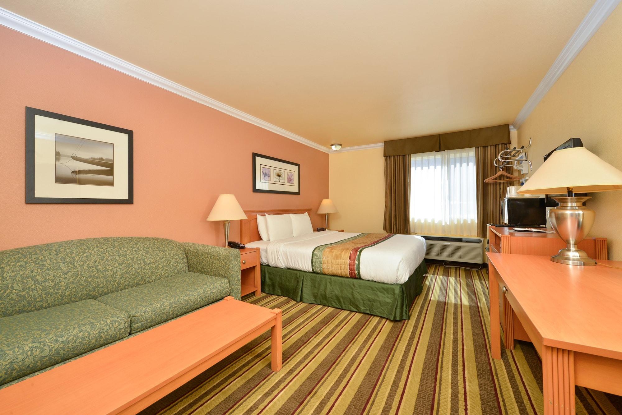 Comodidades del Alojamiento Inn By The SFO