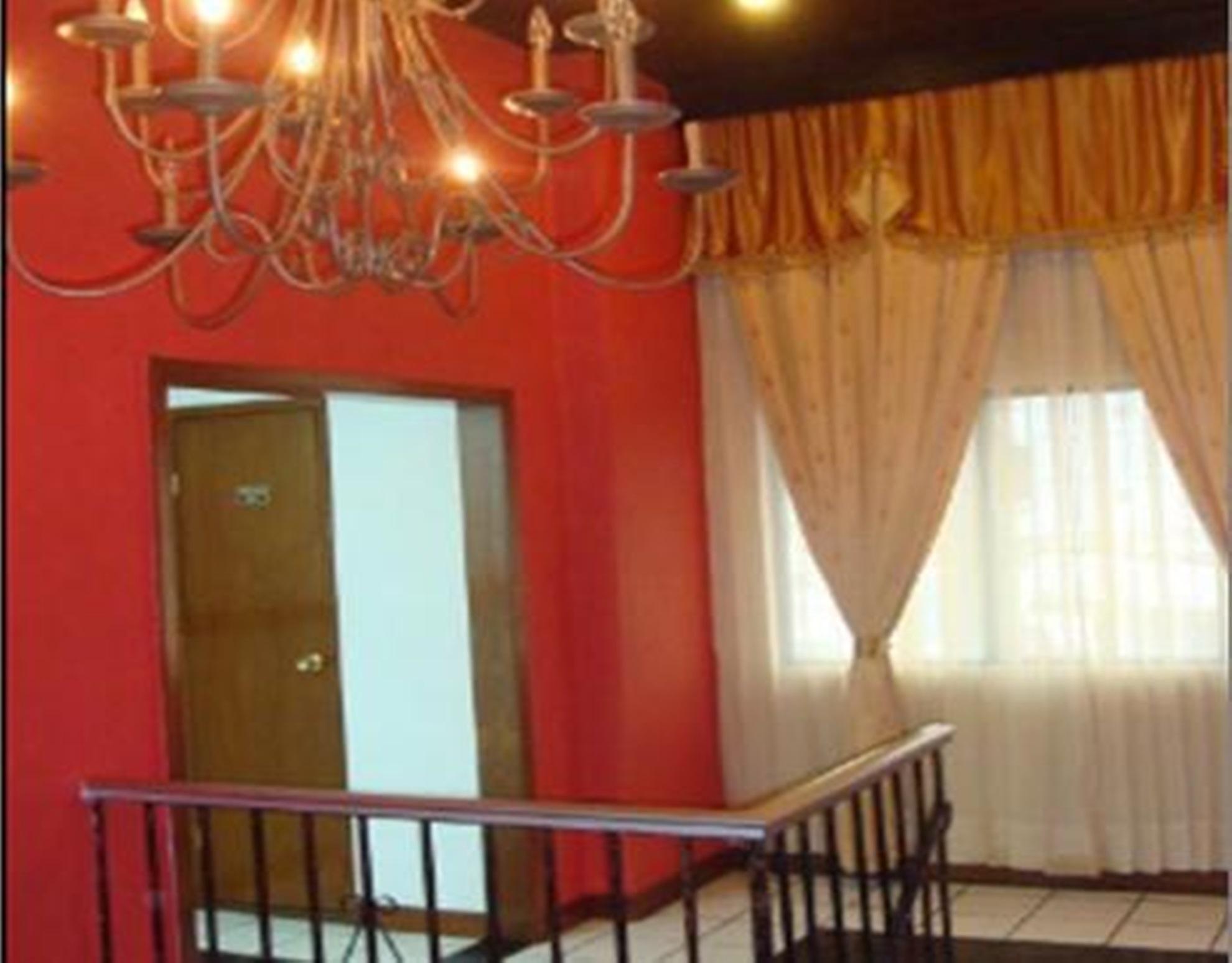 Varios Hotel Mirage