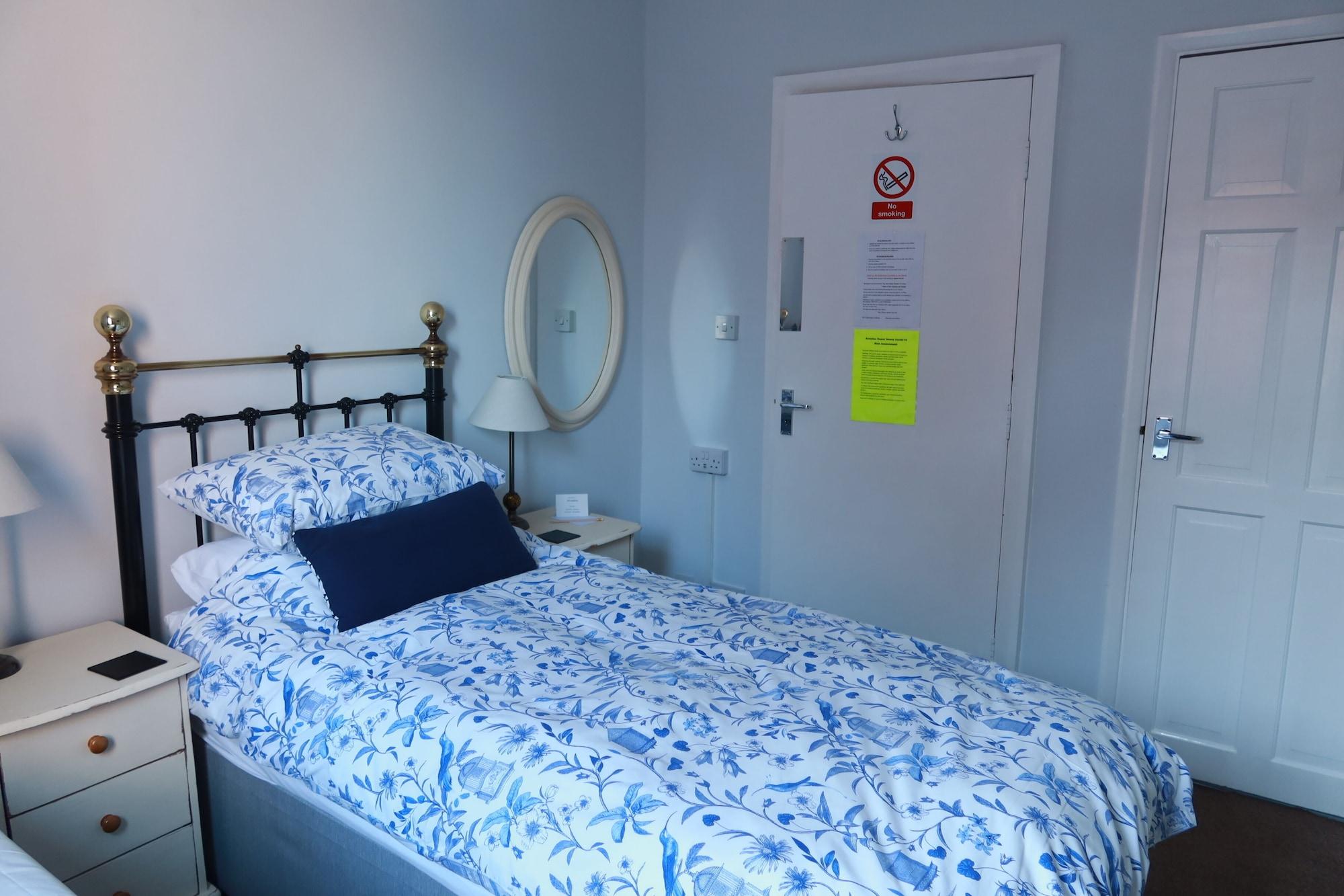 Varios Avonlea Guest House