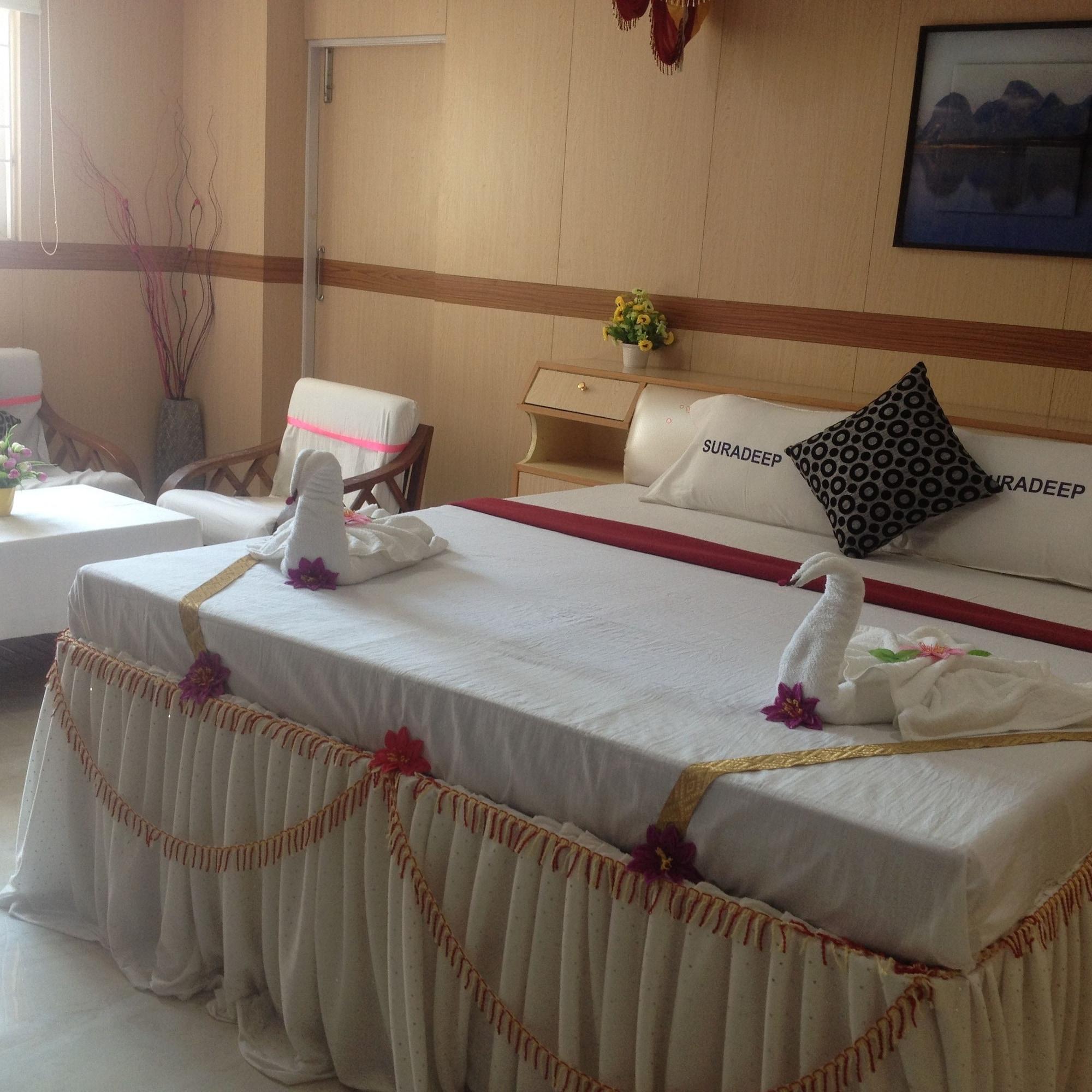 Habitación Suradeep Residency