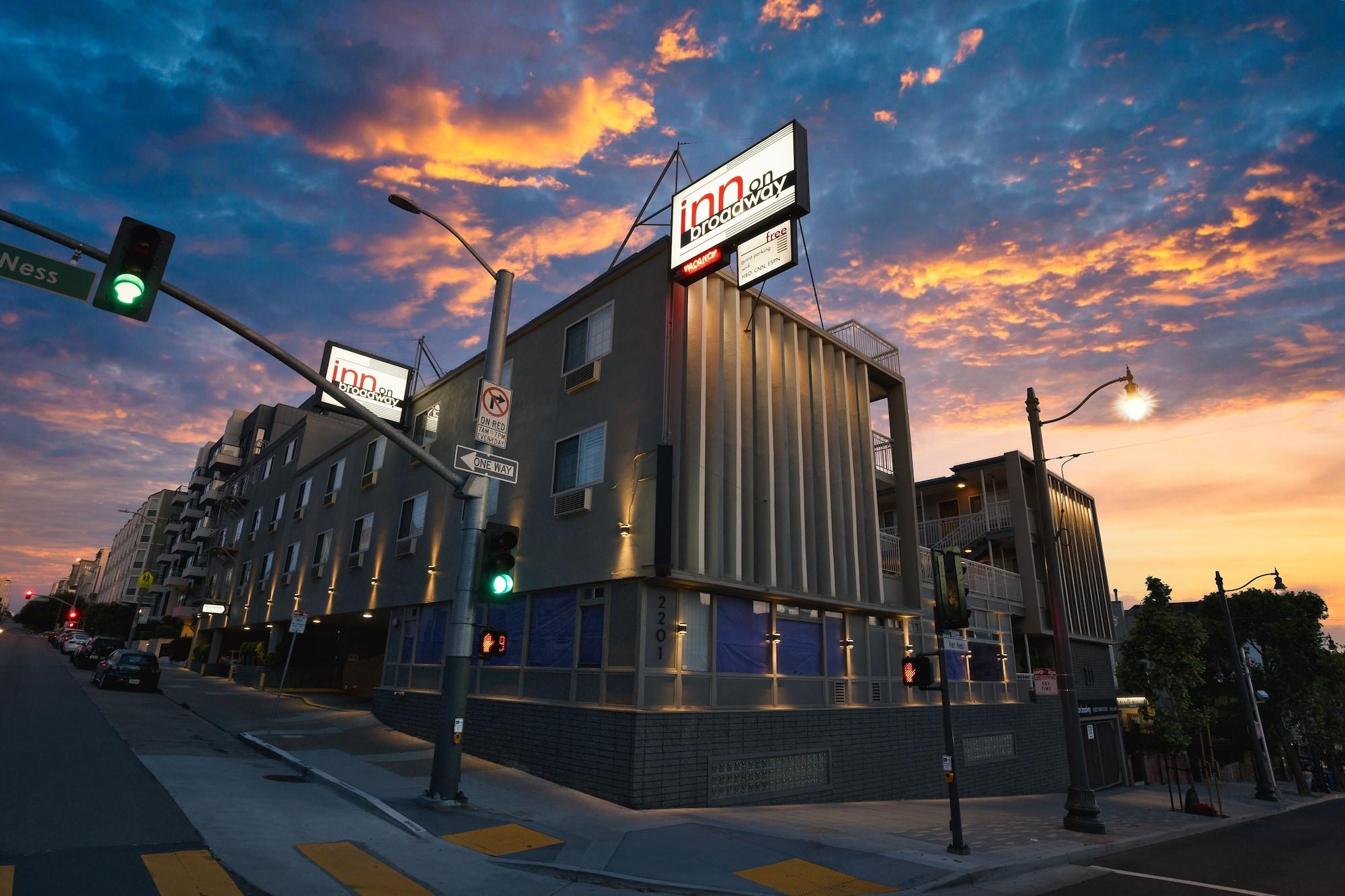 Varios Inn on Broadway