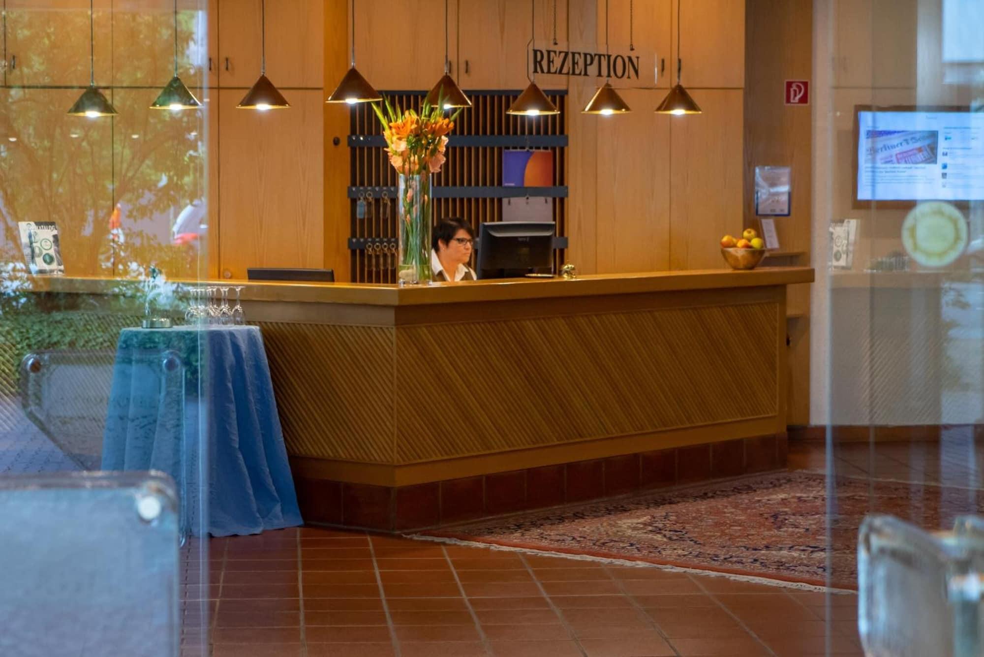 Vista Lobby Filderhotel