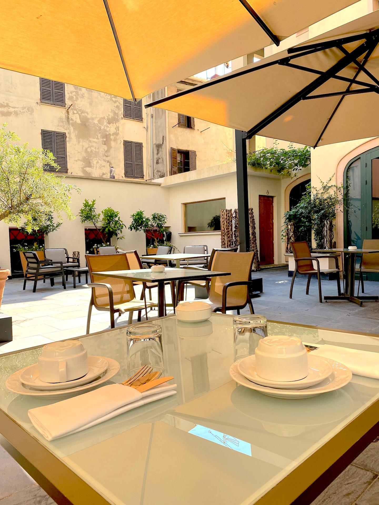 Varios Hotel Pozzo di Borgo