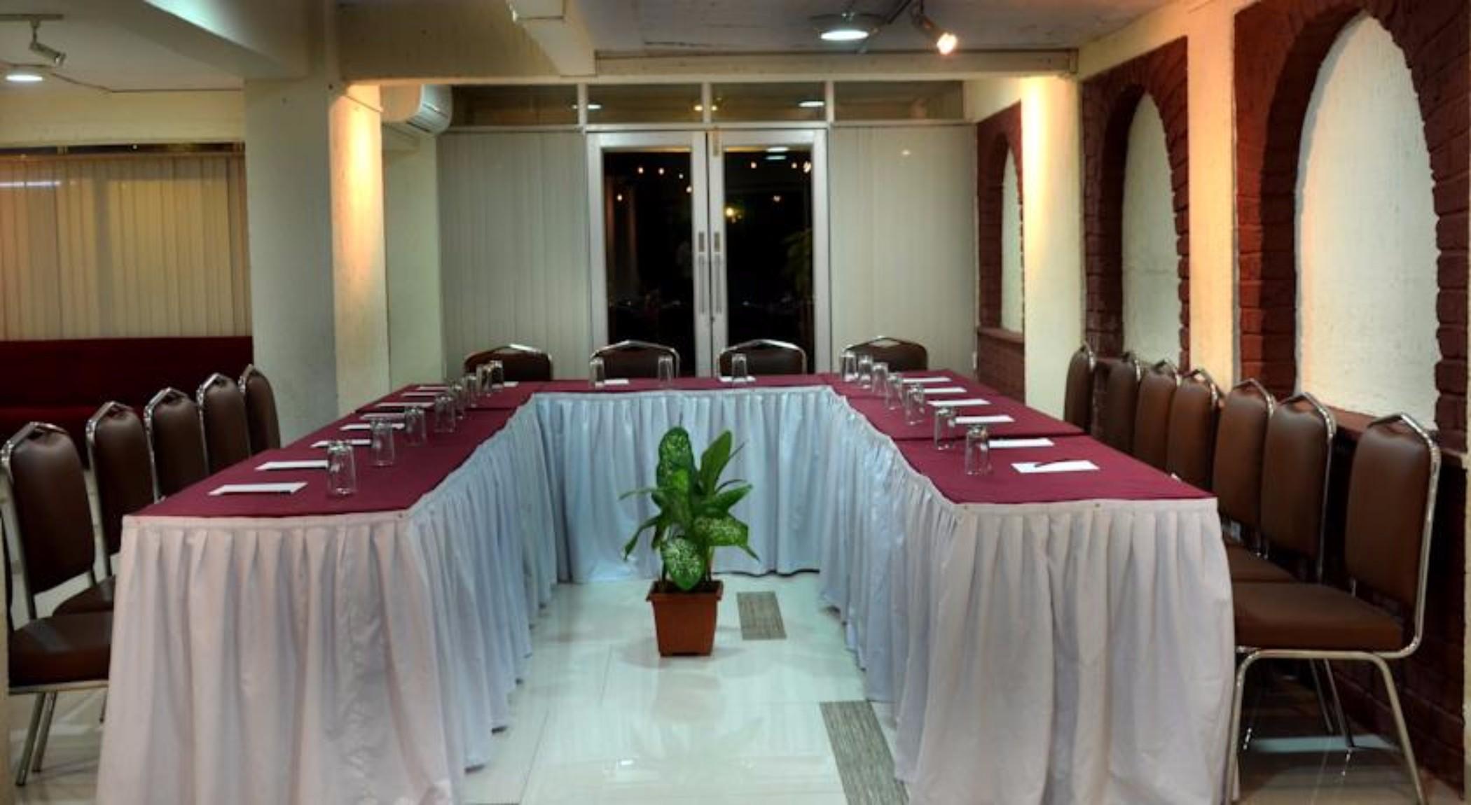 Centro de Negocios Sea Palace