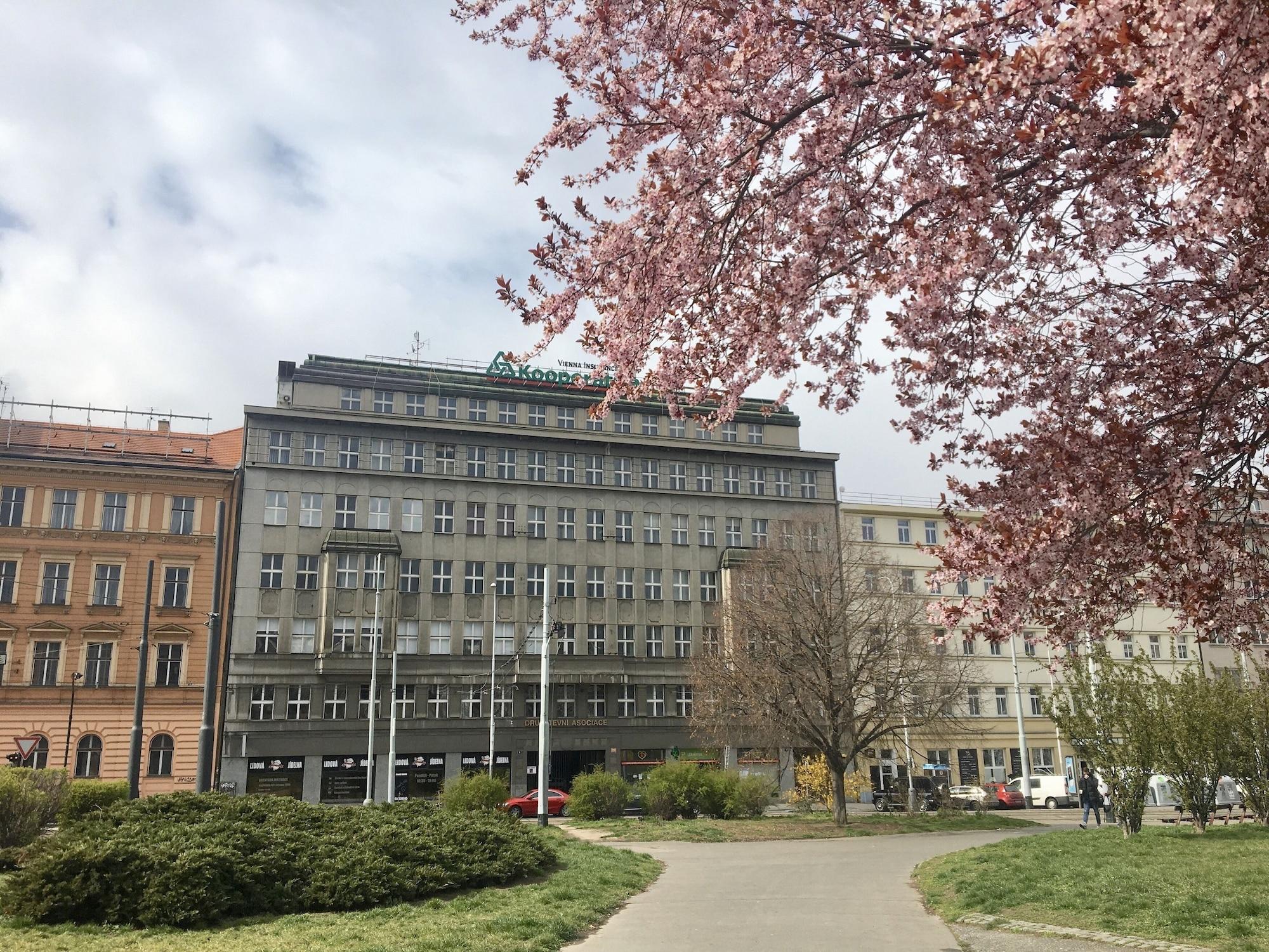 Vista Exterior Hotel Planet Prague