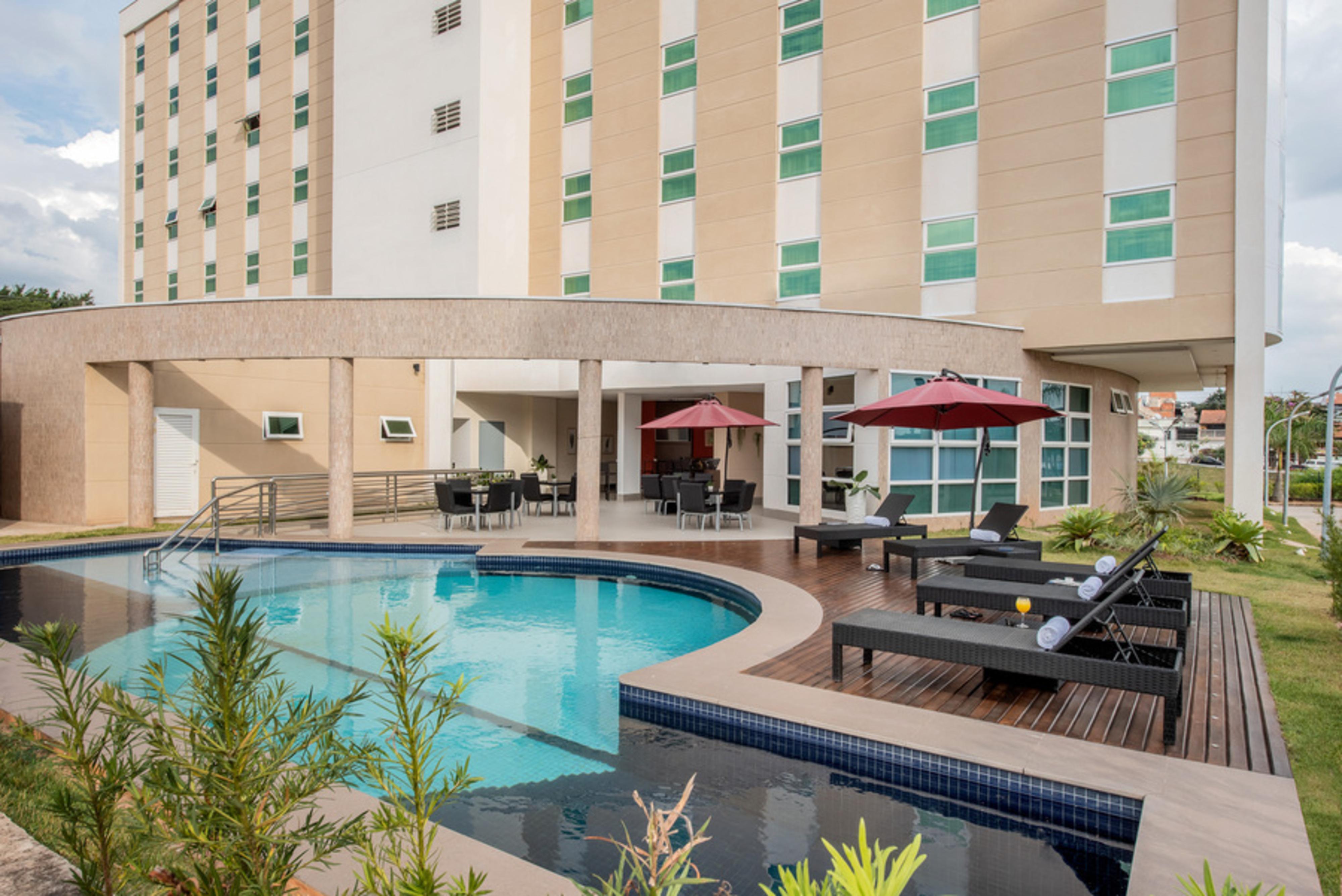 Vista Piscina Intercity Itupeva