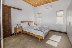 Alquiler Vacacional - Modern Villa in Playa Grande 3 min walk to beach in Baulas National Park, 16 ppl