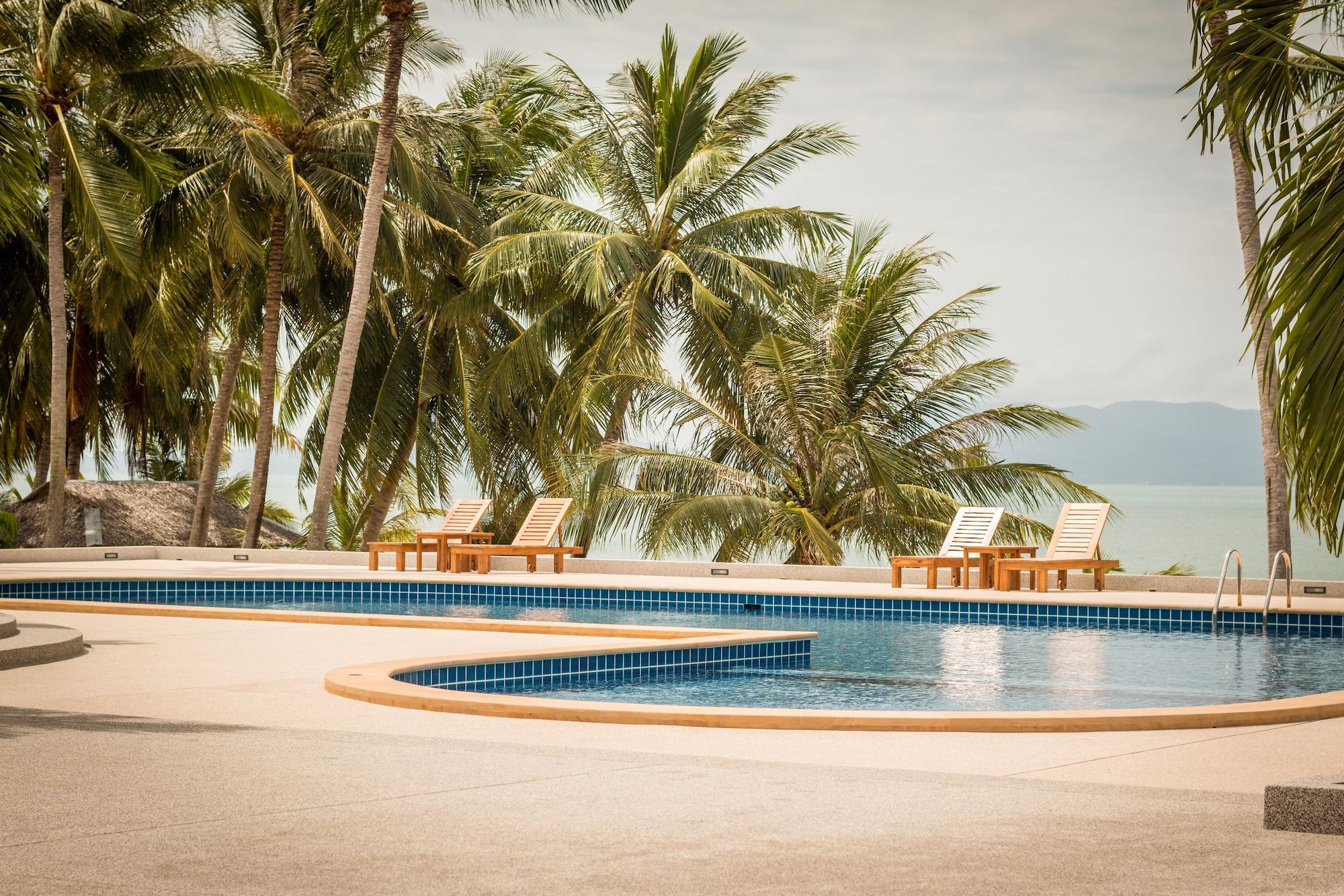 Vista Piscina Shangrilah Bungalow