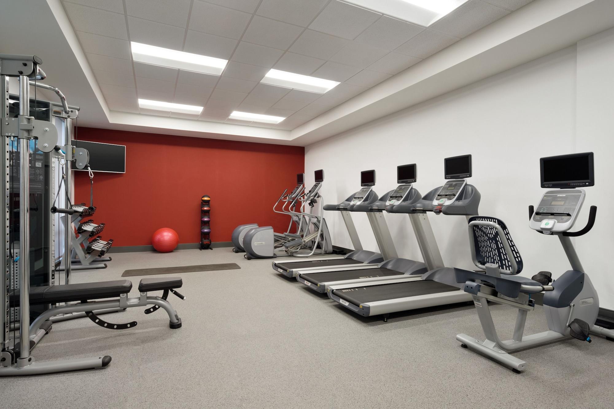 Gimnasio Homewood Suites by Hilton TechRidge Parmer @ I-35