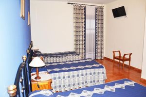 Alojamiento - Hostal Cesar