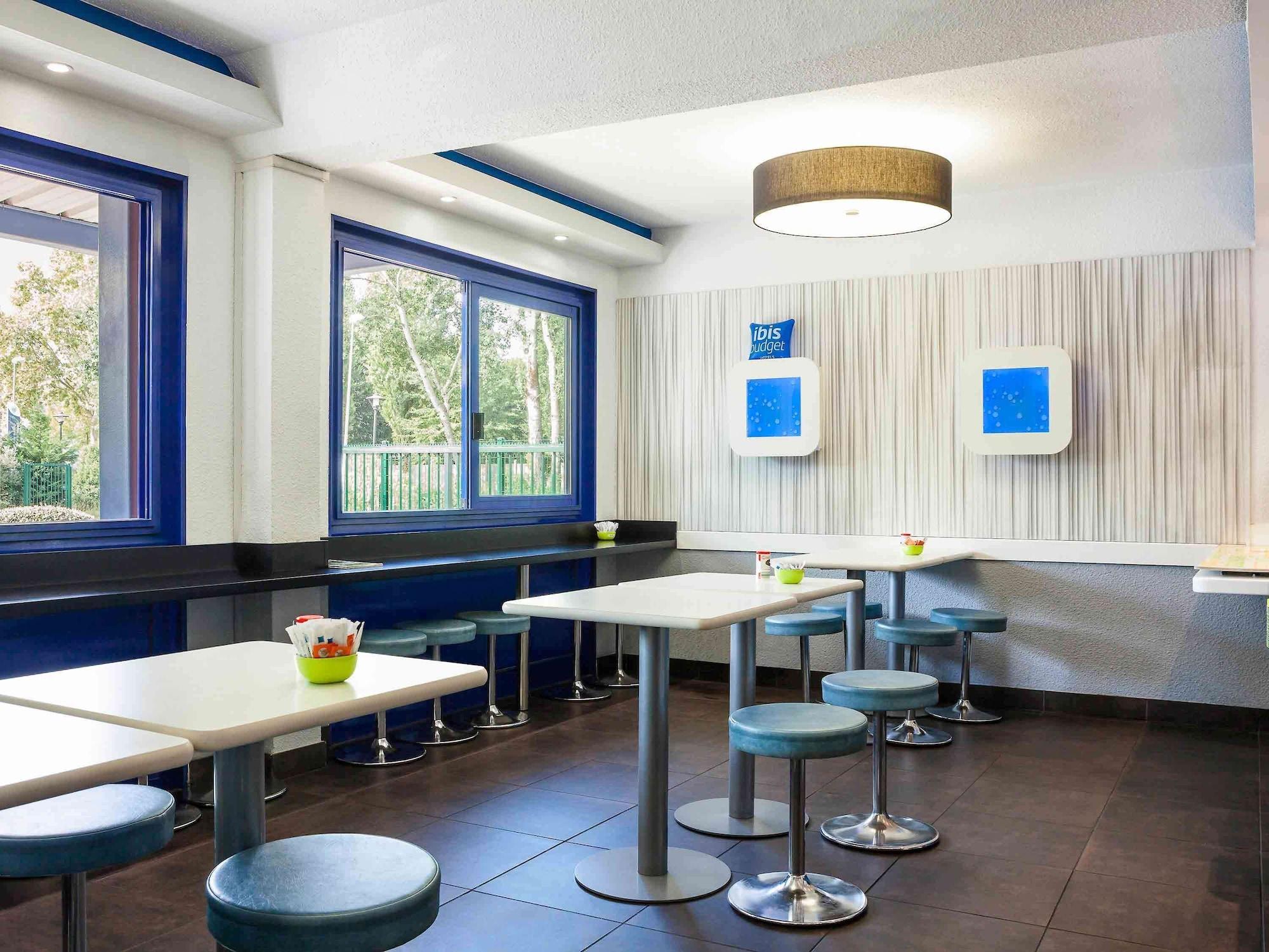 Instalaciones Recreativas ibis budget Sucy en Brie