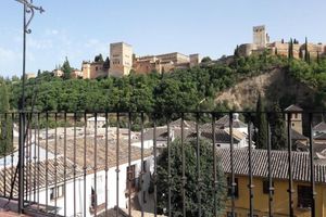 Alquiler Vacacional - Penthouse apartment with views of the Alhambra