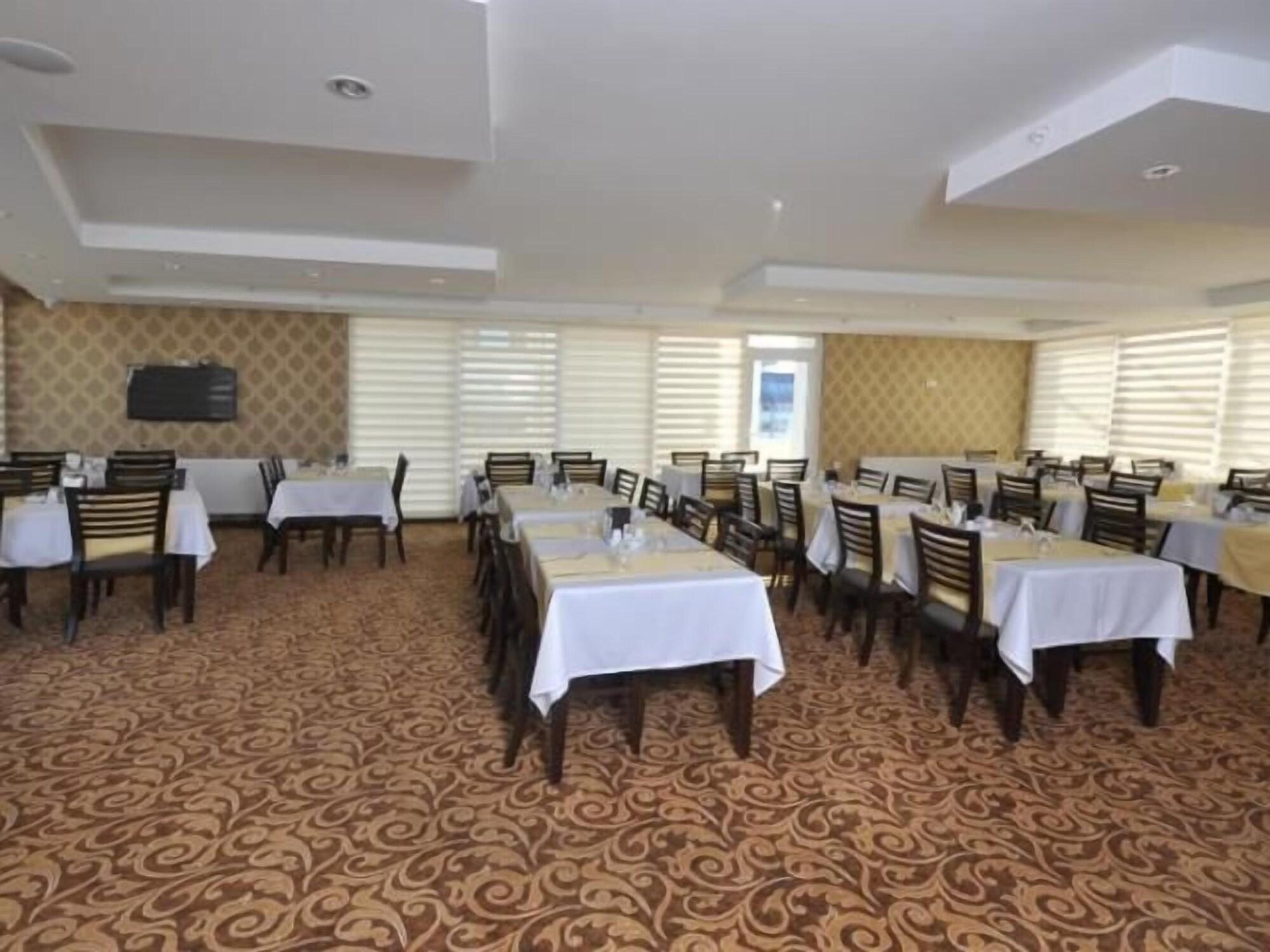 Restaurant Savis Otel