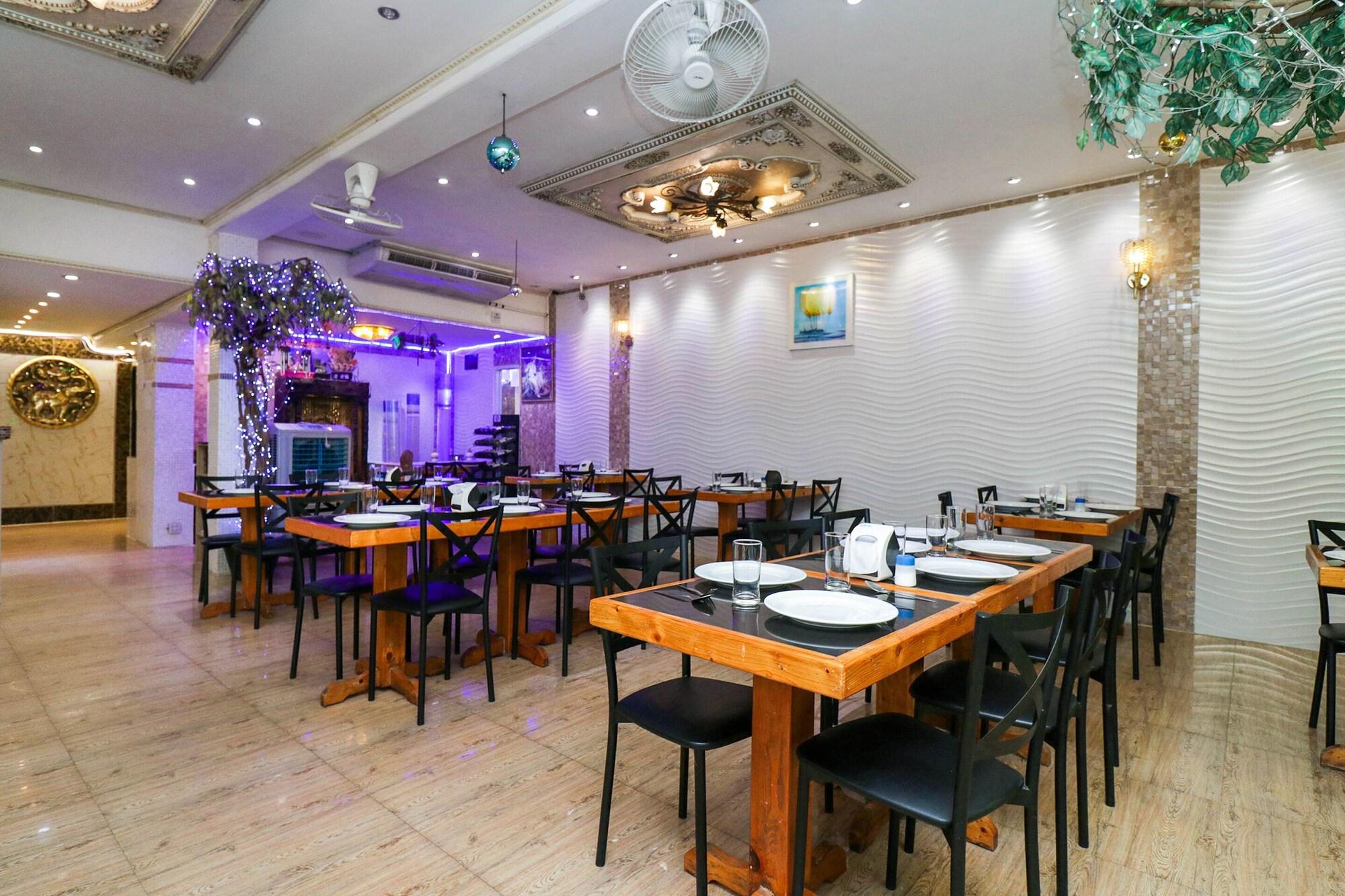 Restaurant Natural Beach Hotel Pattaya