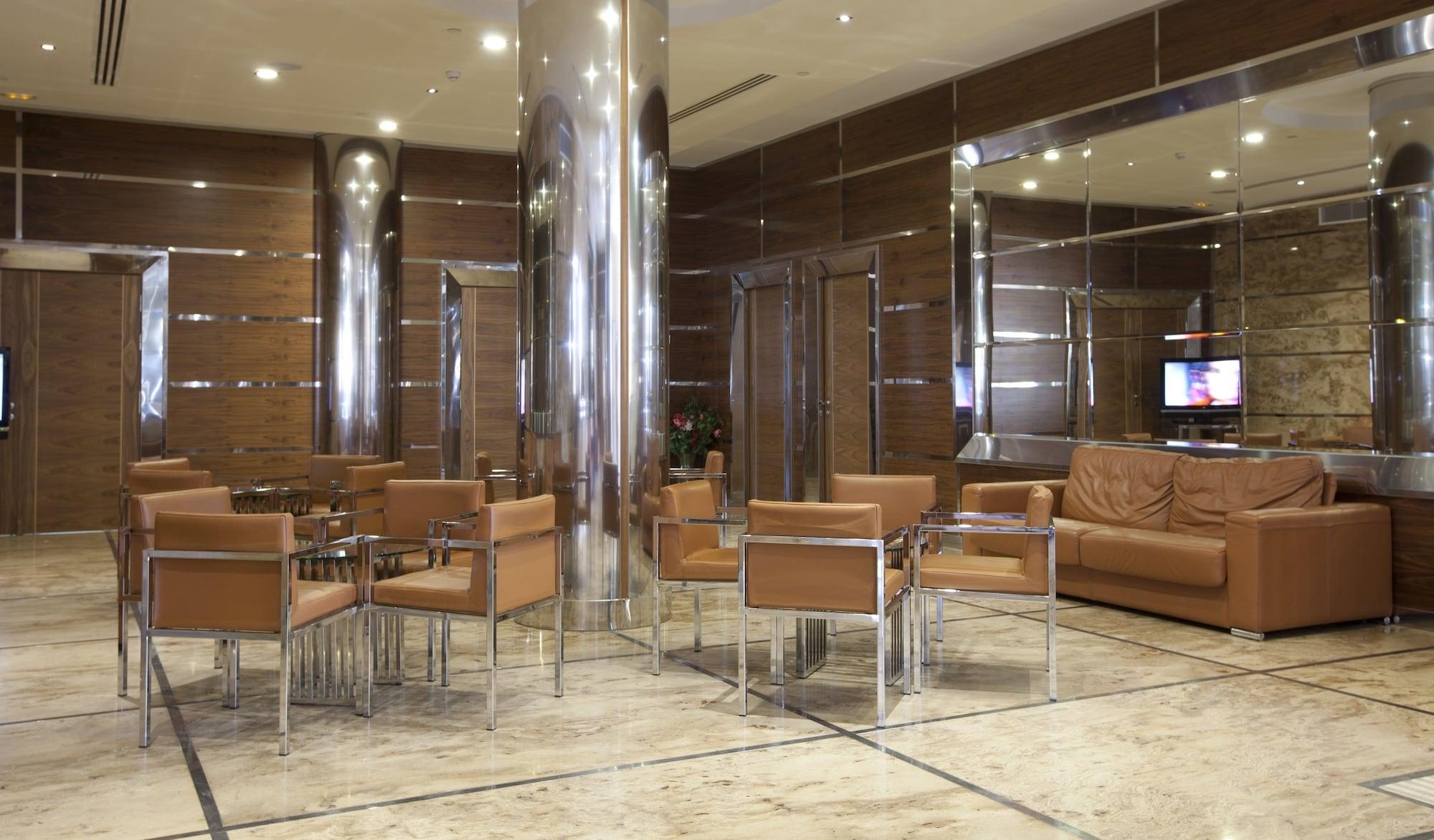 Vista Lobby Gran Hotel Corona Sol