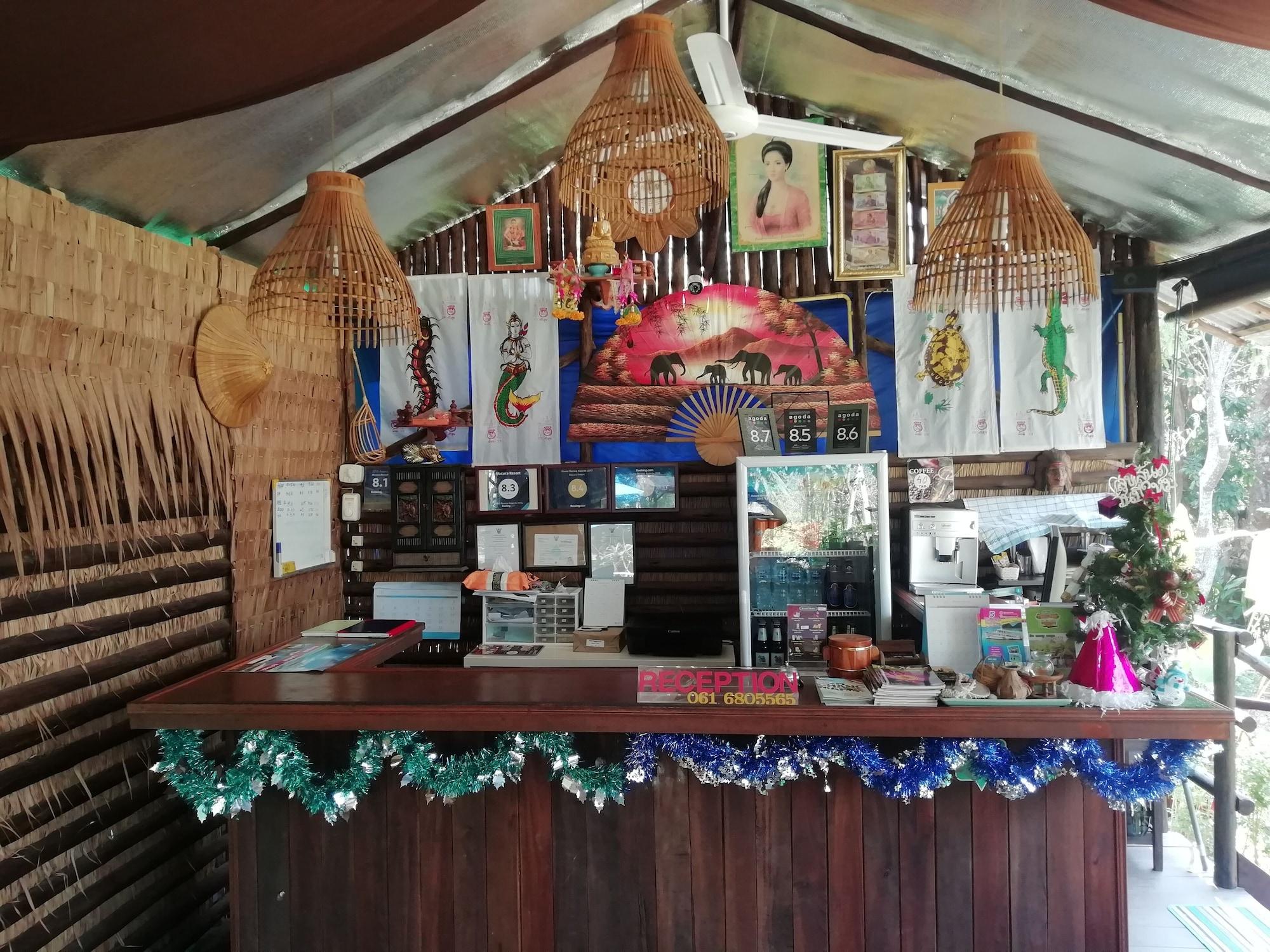 Vista Lobby Macura Resort