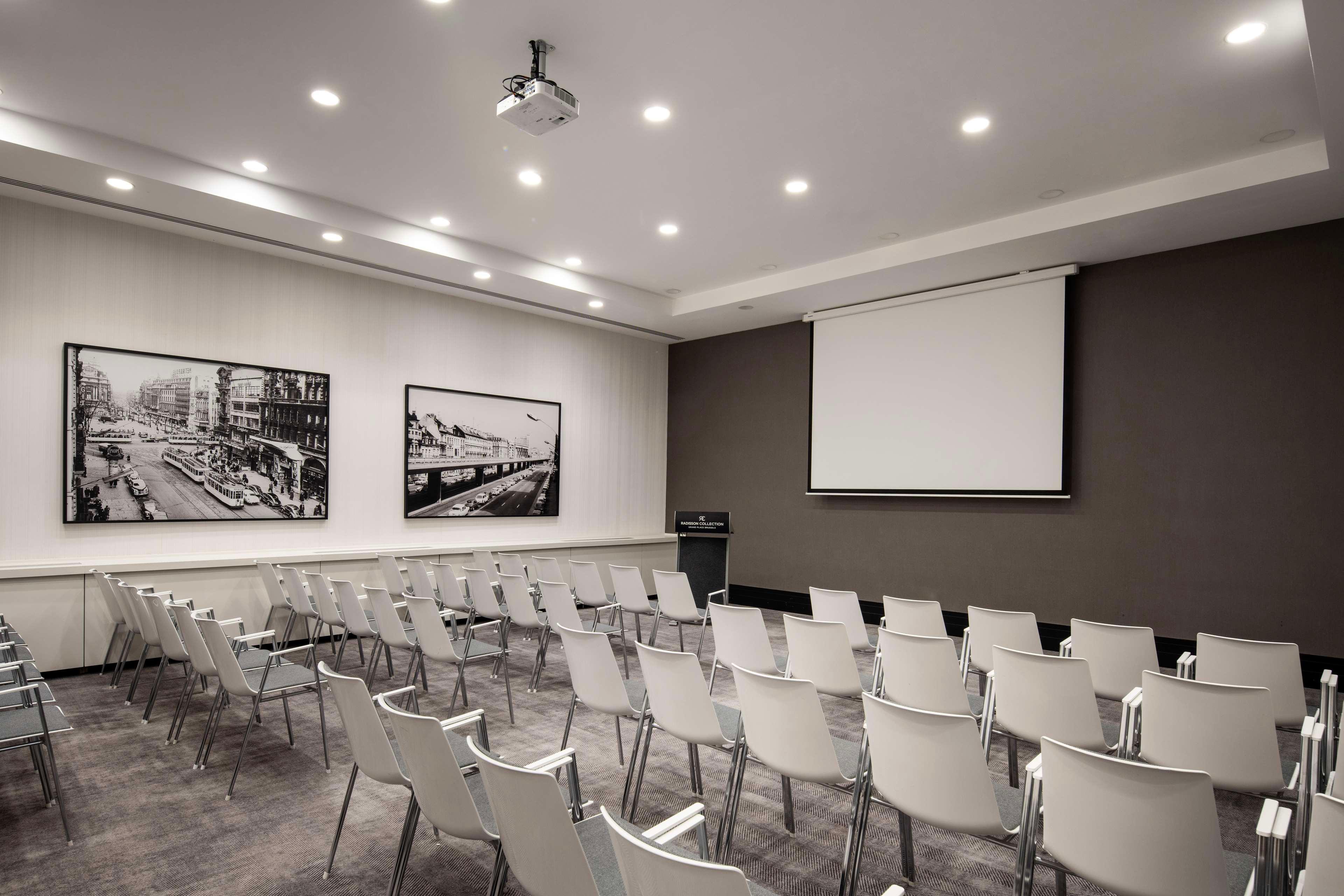 Vista Exterior Radisson Collection Grand Place Brussels