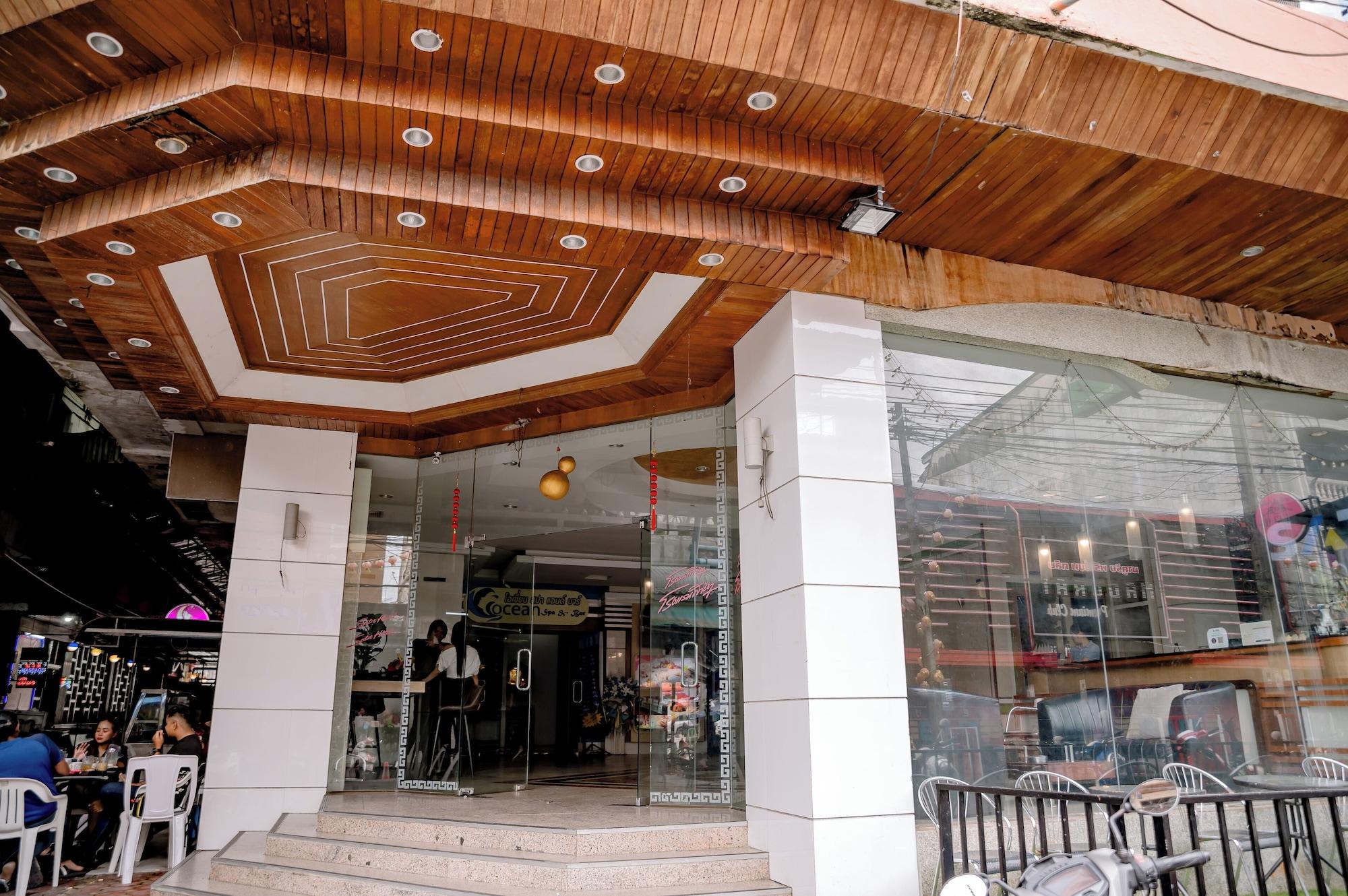 Vista Exterior Satit Hotel