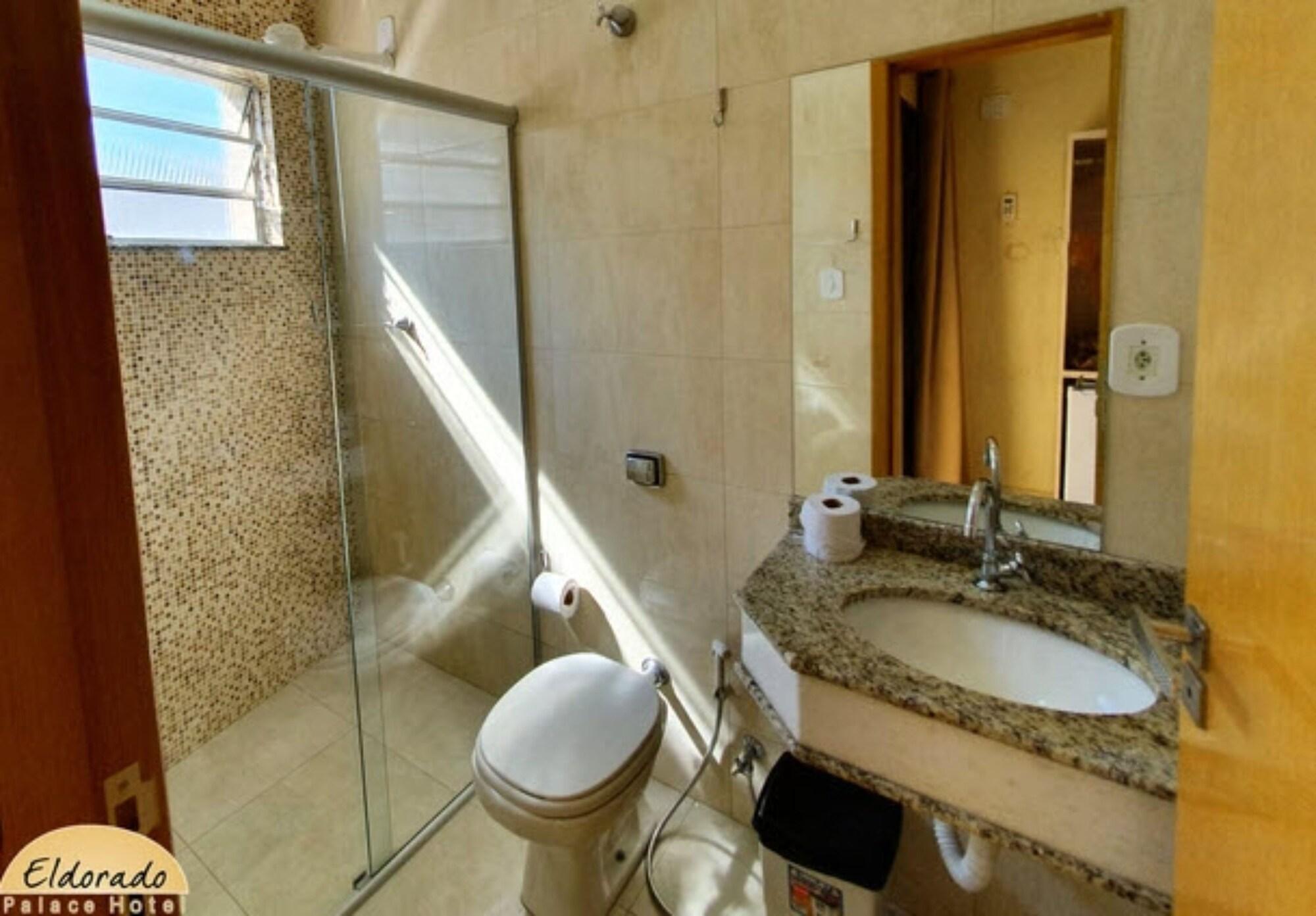 Equipamiento de Habitación Eldorado Palace Hotel Aparecida