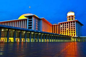 Actividad - Tour privado: Recorrido de día completo por lo más destacado de Yakarta con almuerzo incluido