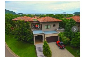 Hoteles en Coco a la Orilla del Mar