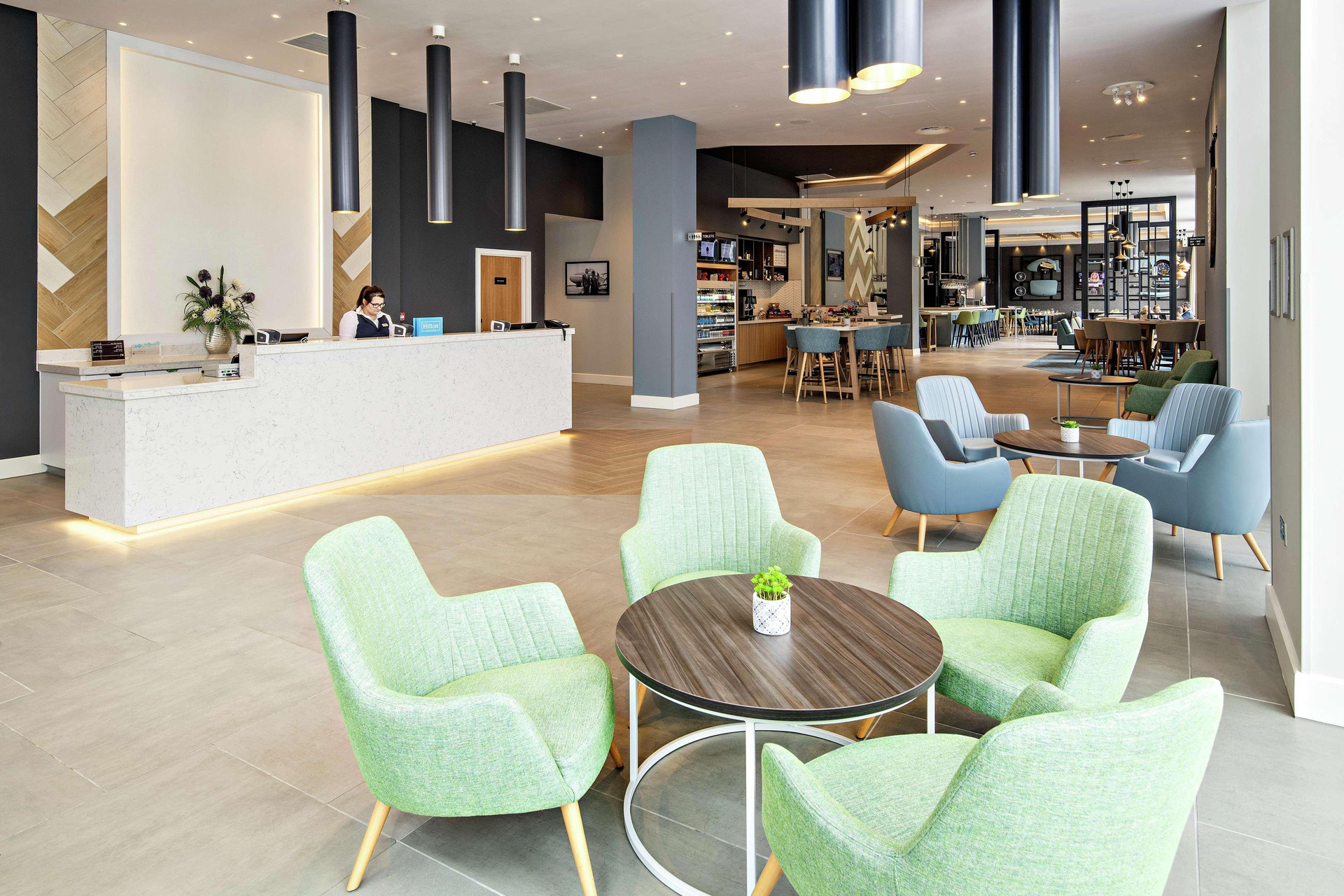 Vista Lobby Hilton Garden Inn Abingdon Oxford
