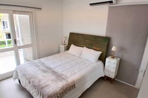 Alquiler Vacacional - Juquehy: recently renovated, 50m from the beach. Spectacular pool, sauna and gourmet!