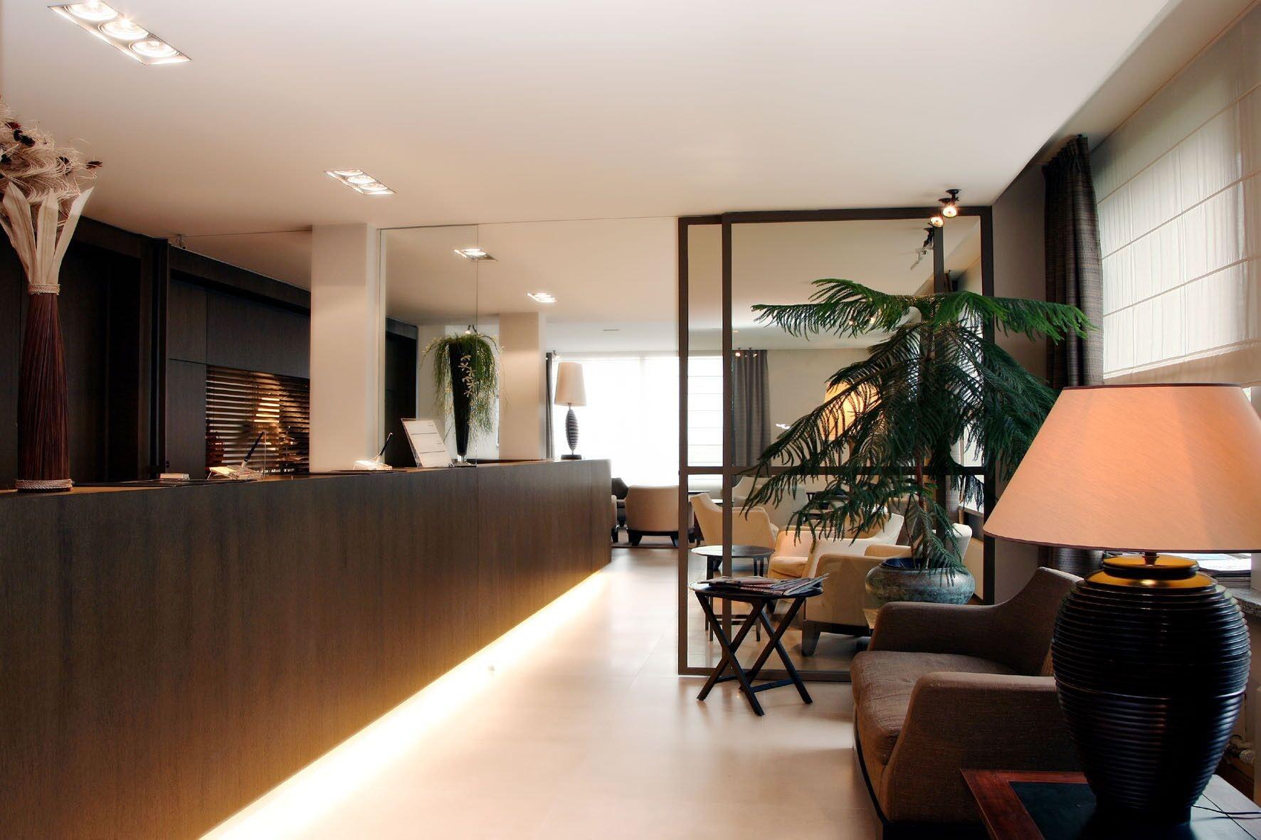 Vista Lobby Hotel Iris