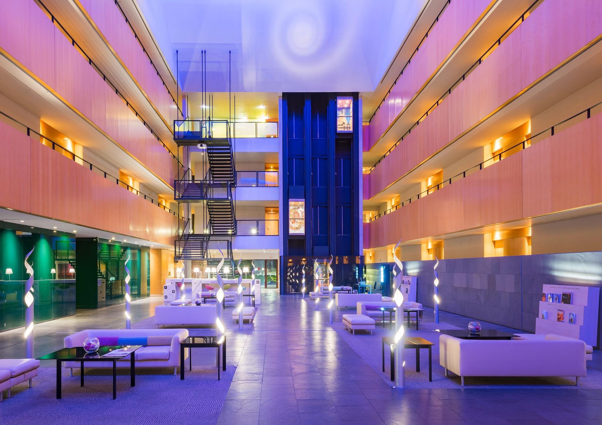 Vista Lobby INNSiDE by Meliá Barcelona Aeropuerto