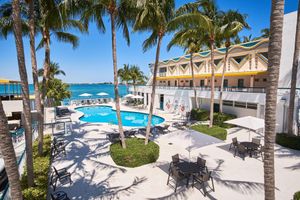 Paquete - Palm Tree Club Miami Hotel