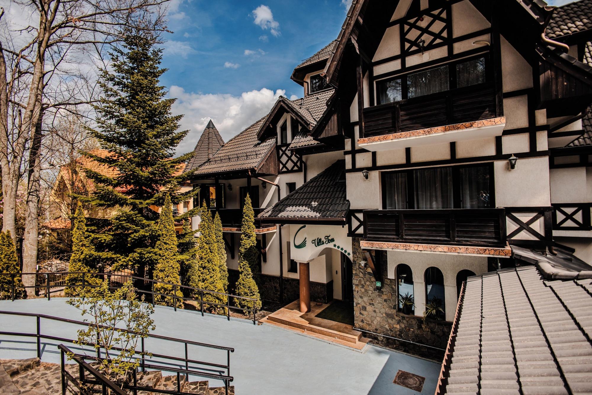 Vista Exterior Villa Tom