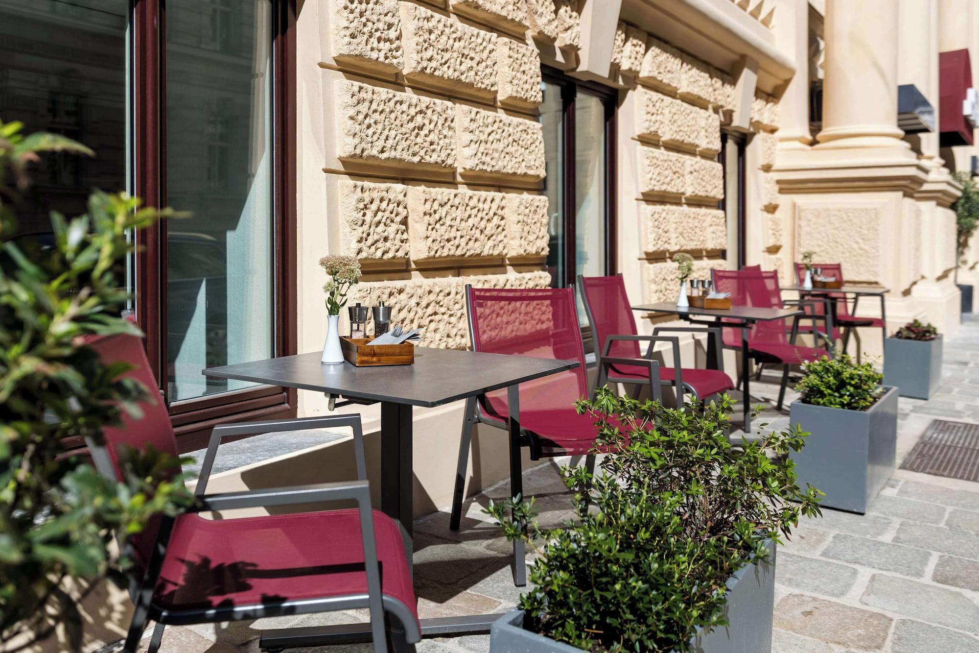 Bar/Salón Hotel Rathauspark Wien, a member of Radisson Individuals