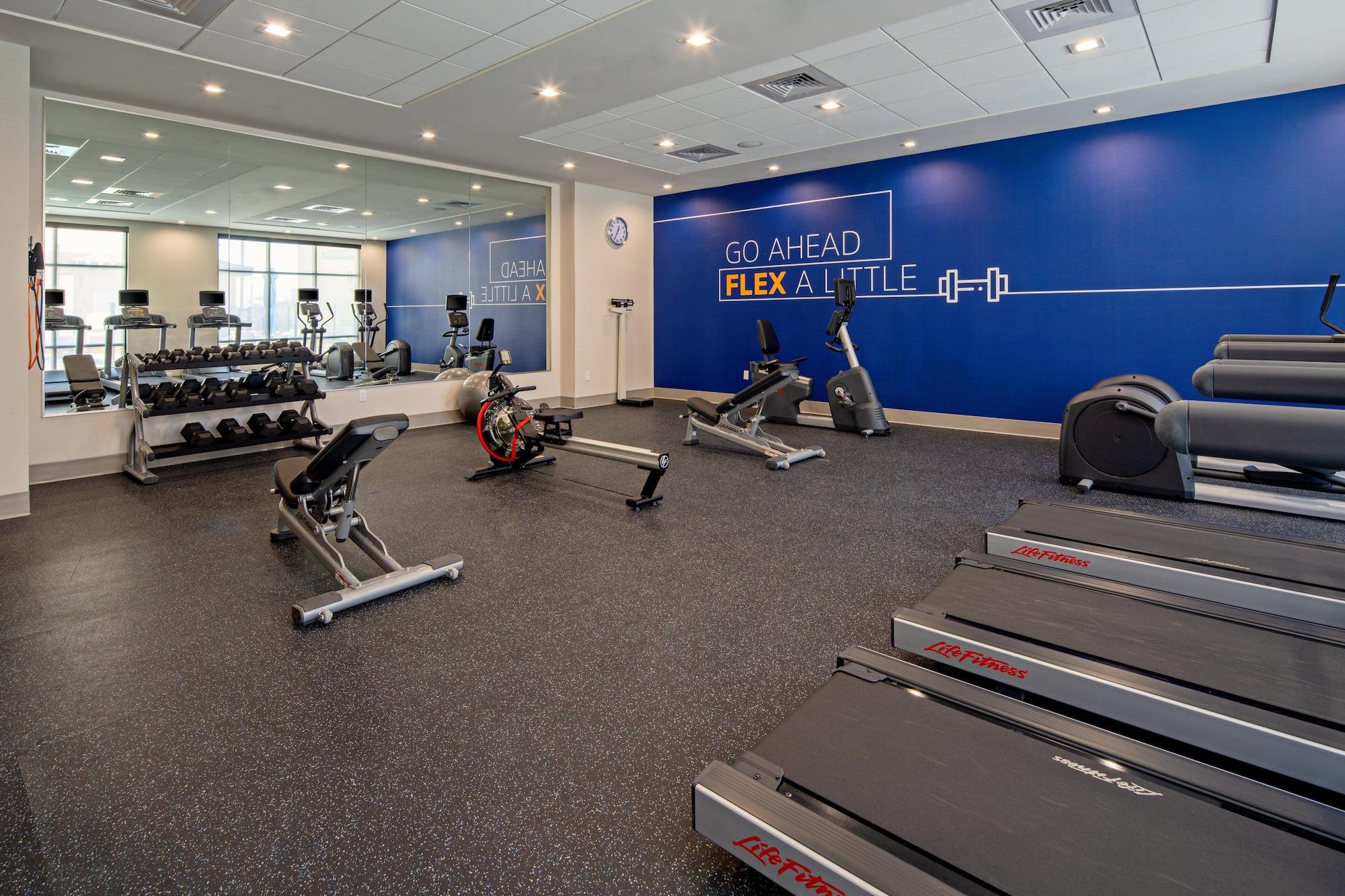 Gimnasio Holiday Inn Express & Suites Valencia - Santa Clarita by IHG